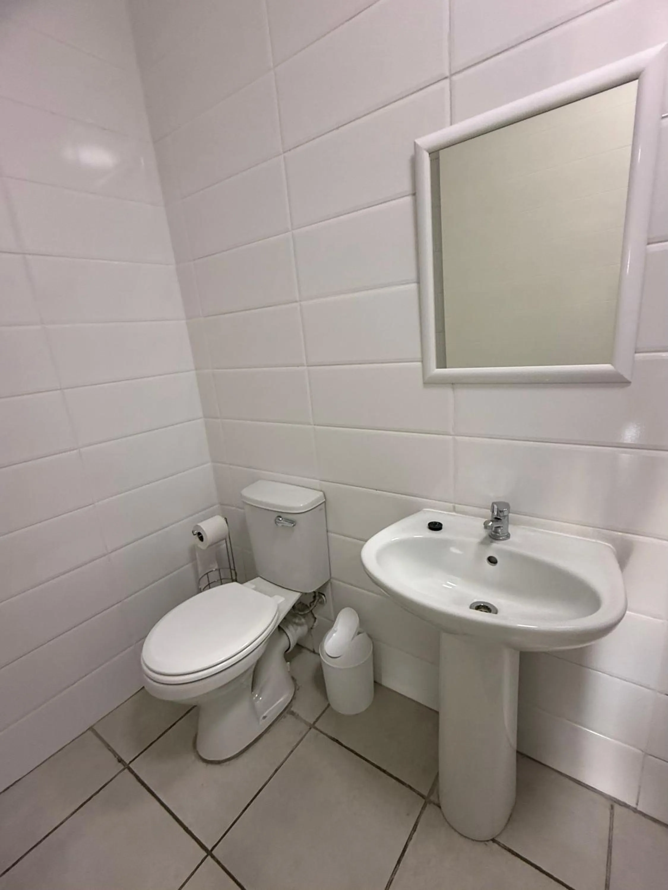 Toilet in Amberdale Estate Self Catering