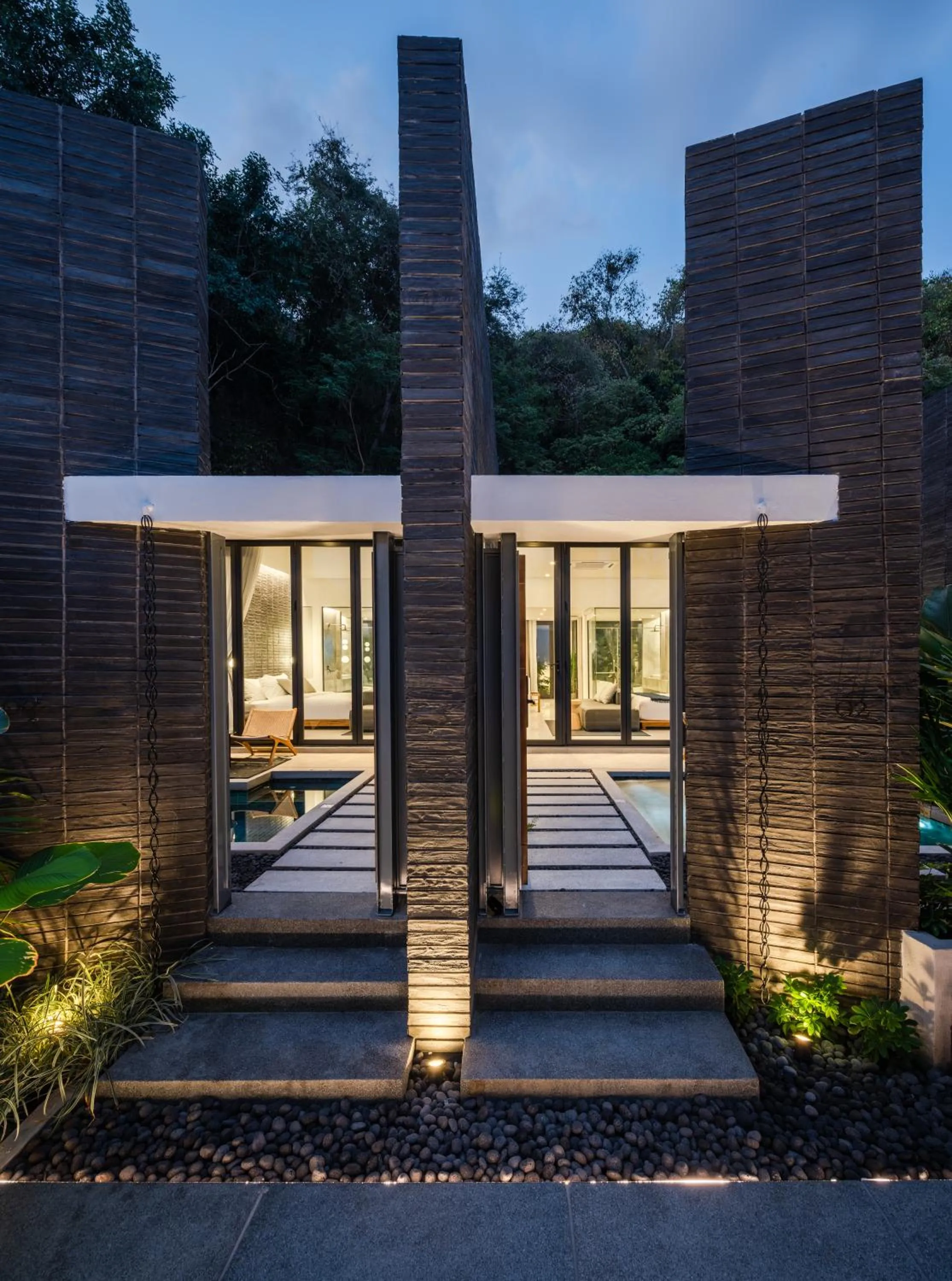 Garden in Rhy.a Private Pool Villa