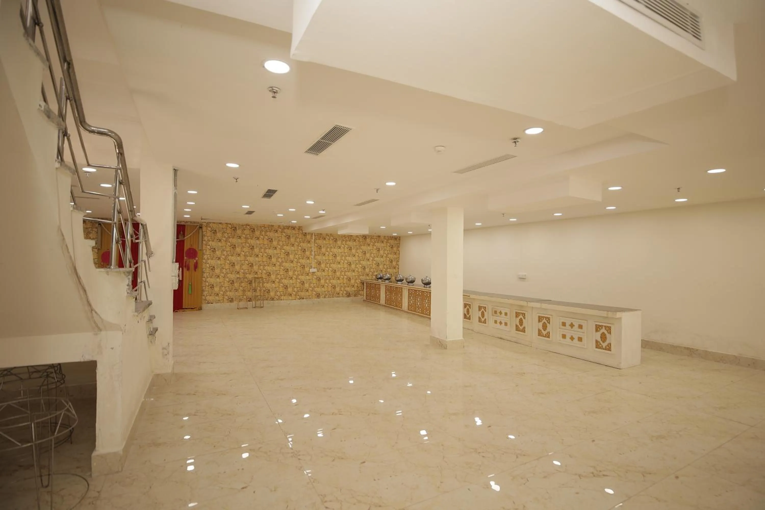 Breakfast in Hotel The Anvi Residency Sector 122