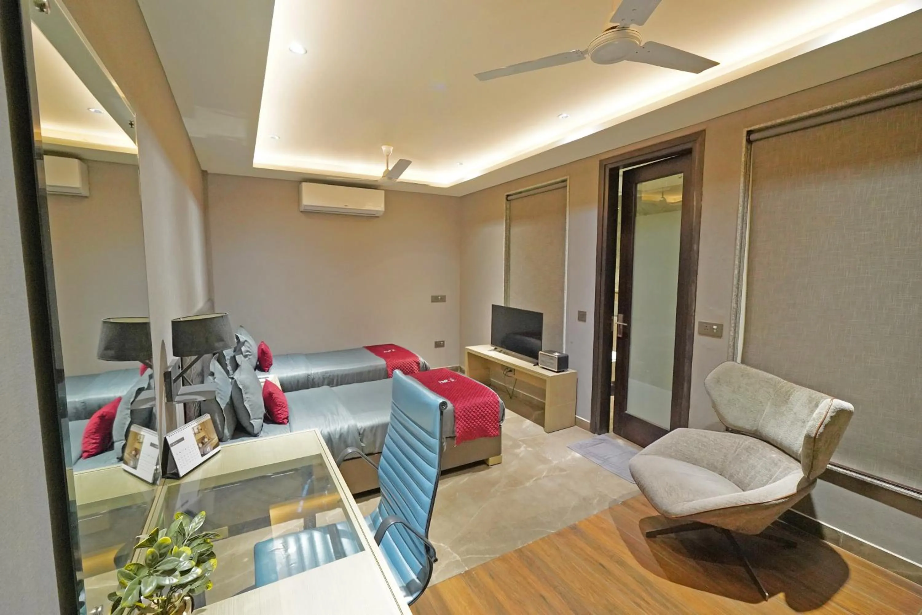 Photo of the whole room in KRYC Luxury Living near Indraprastha Apollo Hospital
