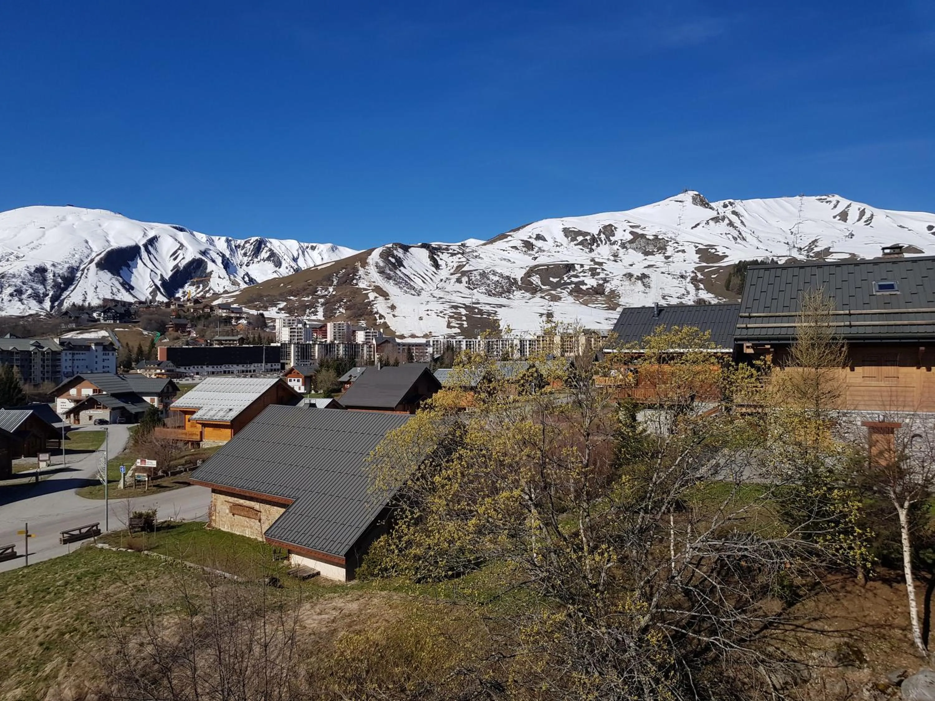 Property building in Les balcons des aiguilles