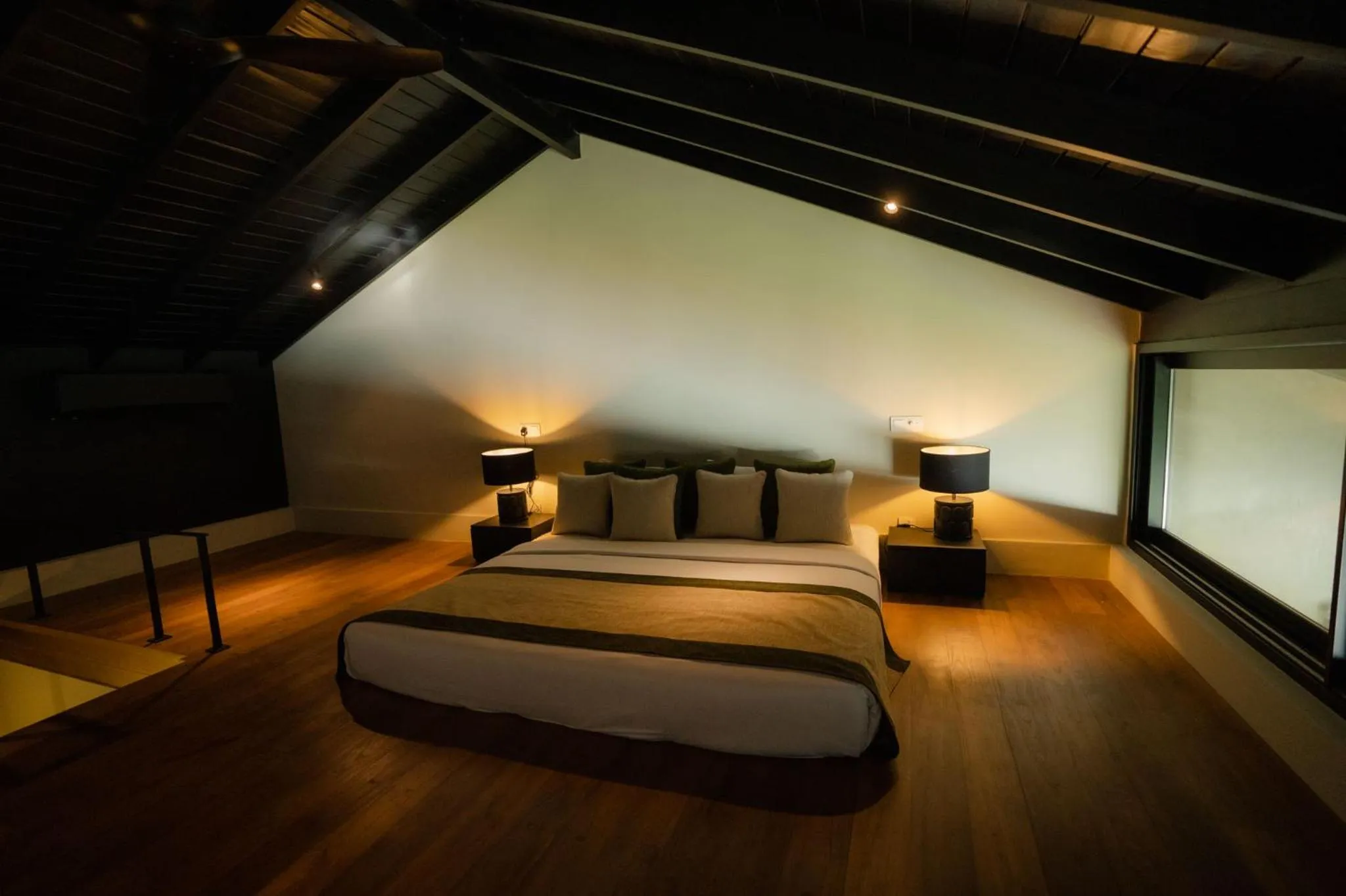 Bed in DORMERO Hotel Sri Lanka Hikkaduwa Beach