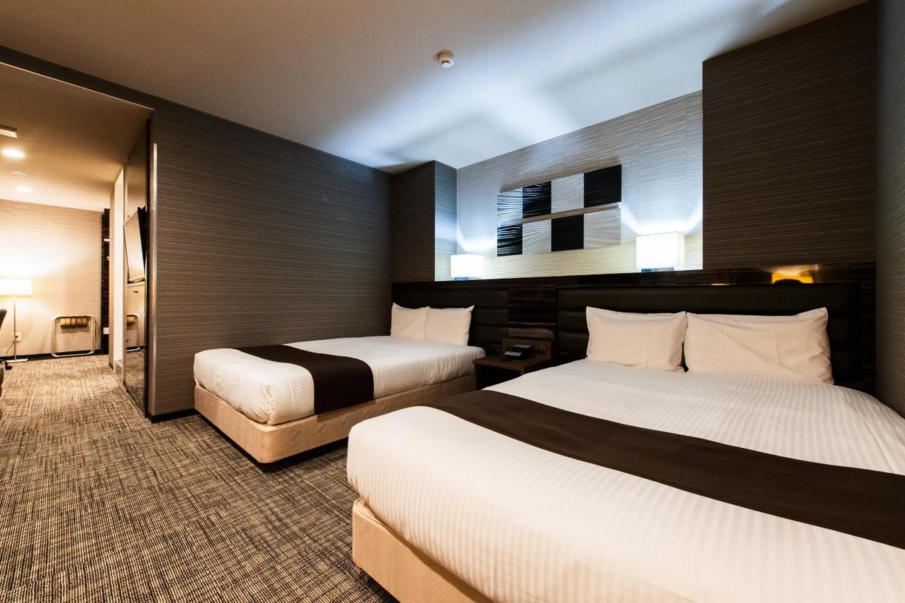 Photo of the whole room, Bed in Urvest Hotel Kamata