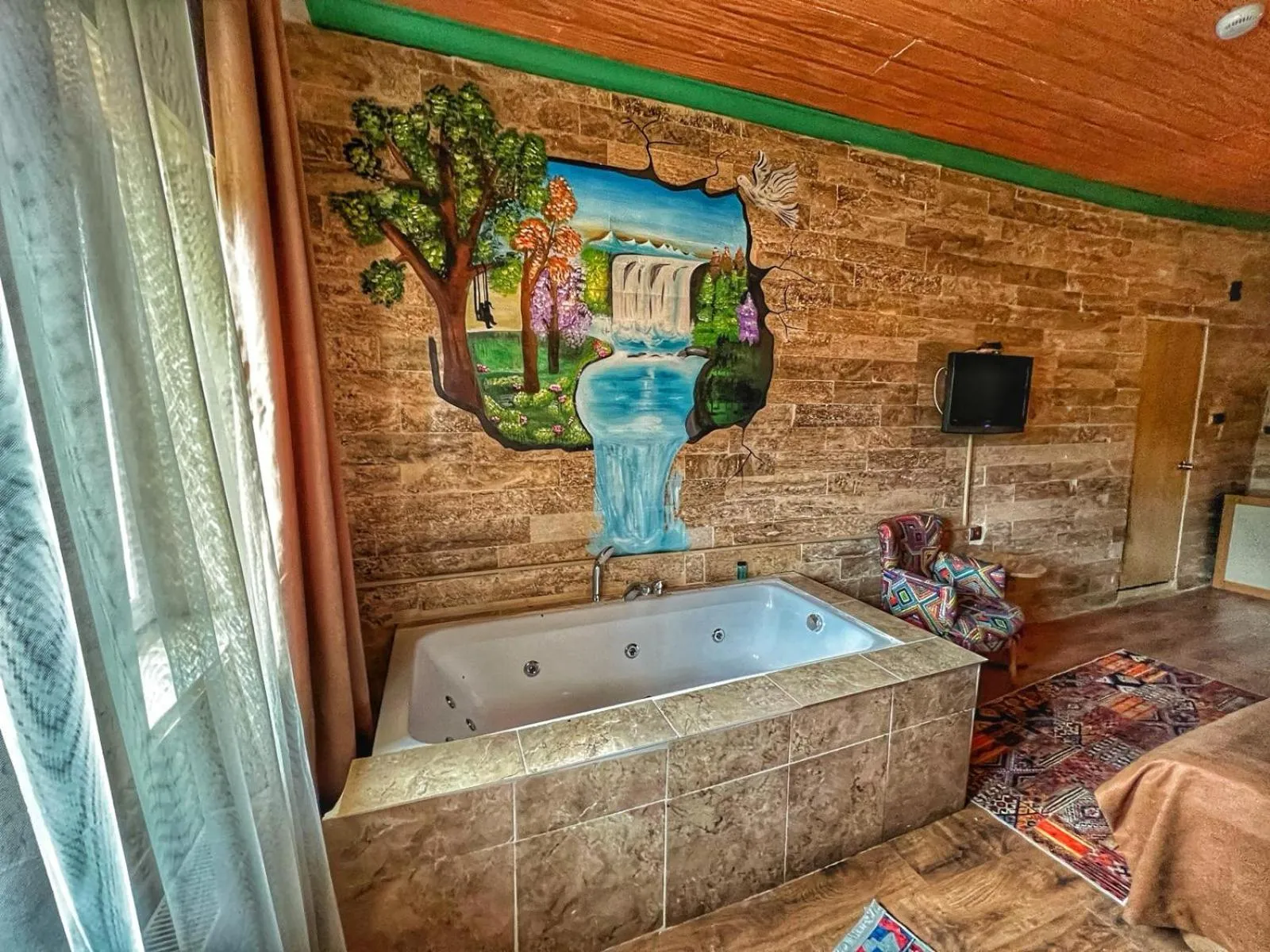 Hot Tub in Arton İn Cappadocia