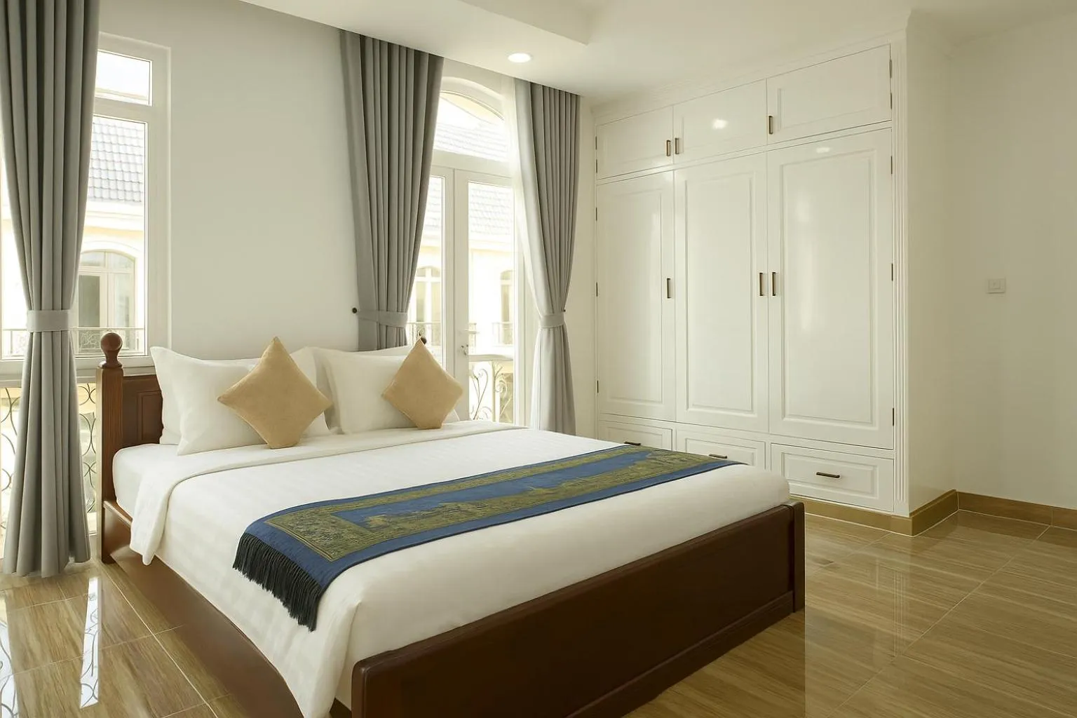 Bed in Try Residence, The Elysée Koh Pich