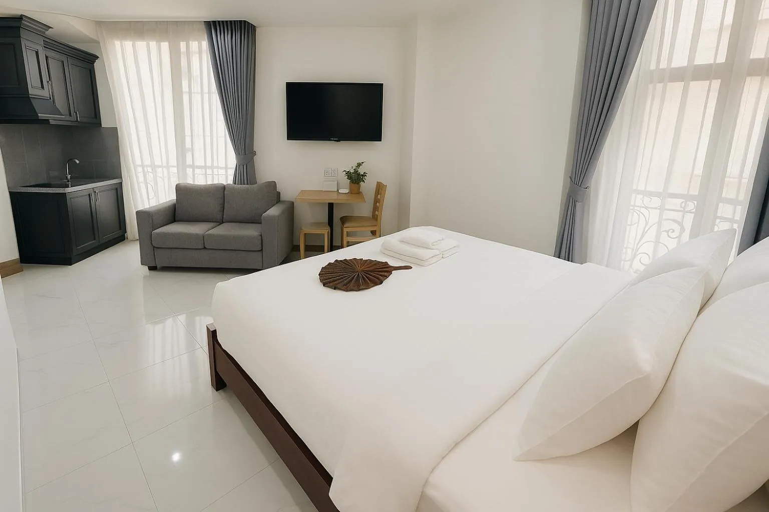 Bedroom, Bed in Try Residence, The Elysée Koh Pich