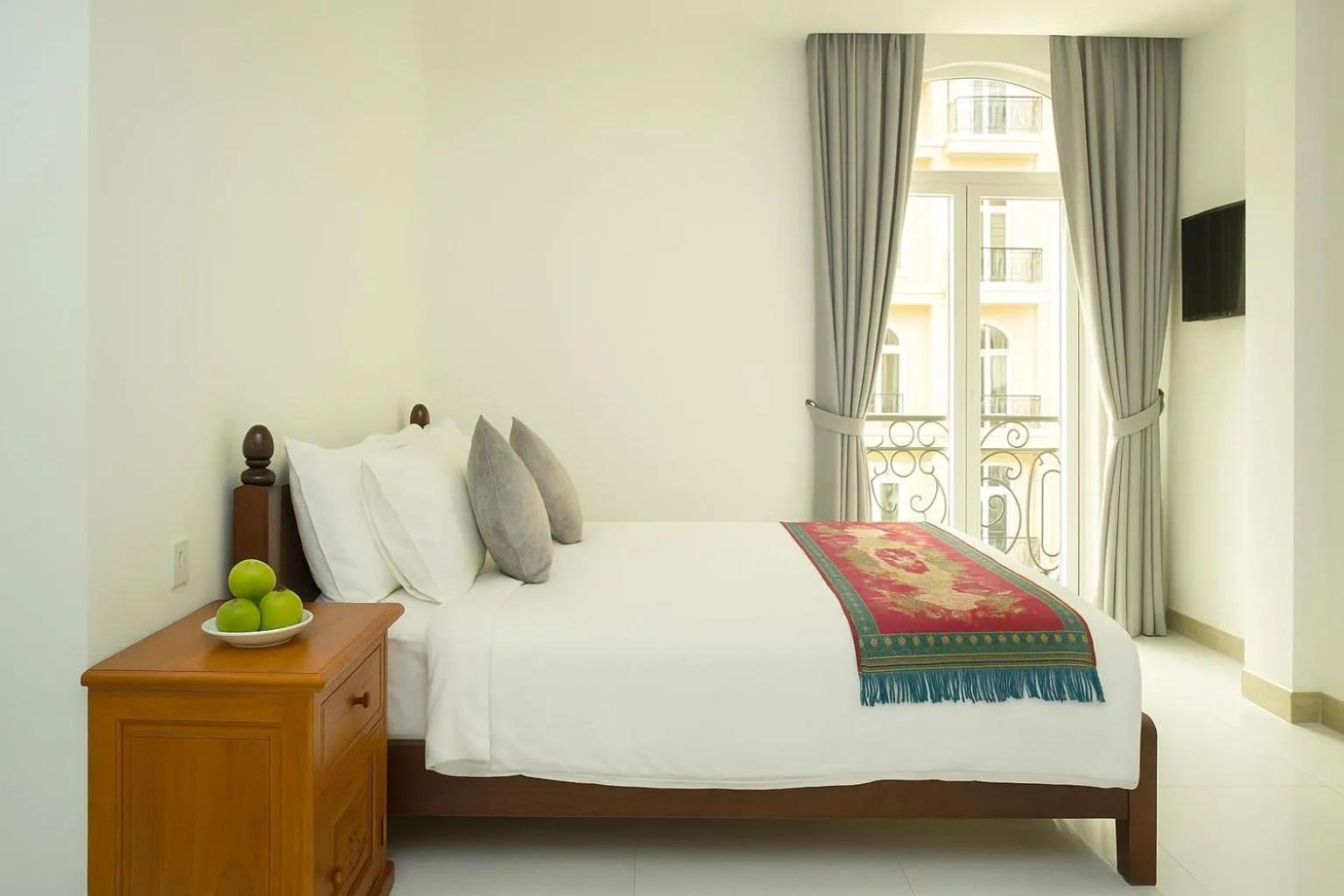 Bed in Try Residence, The Elysée Koh Pich