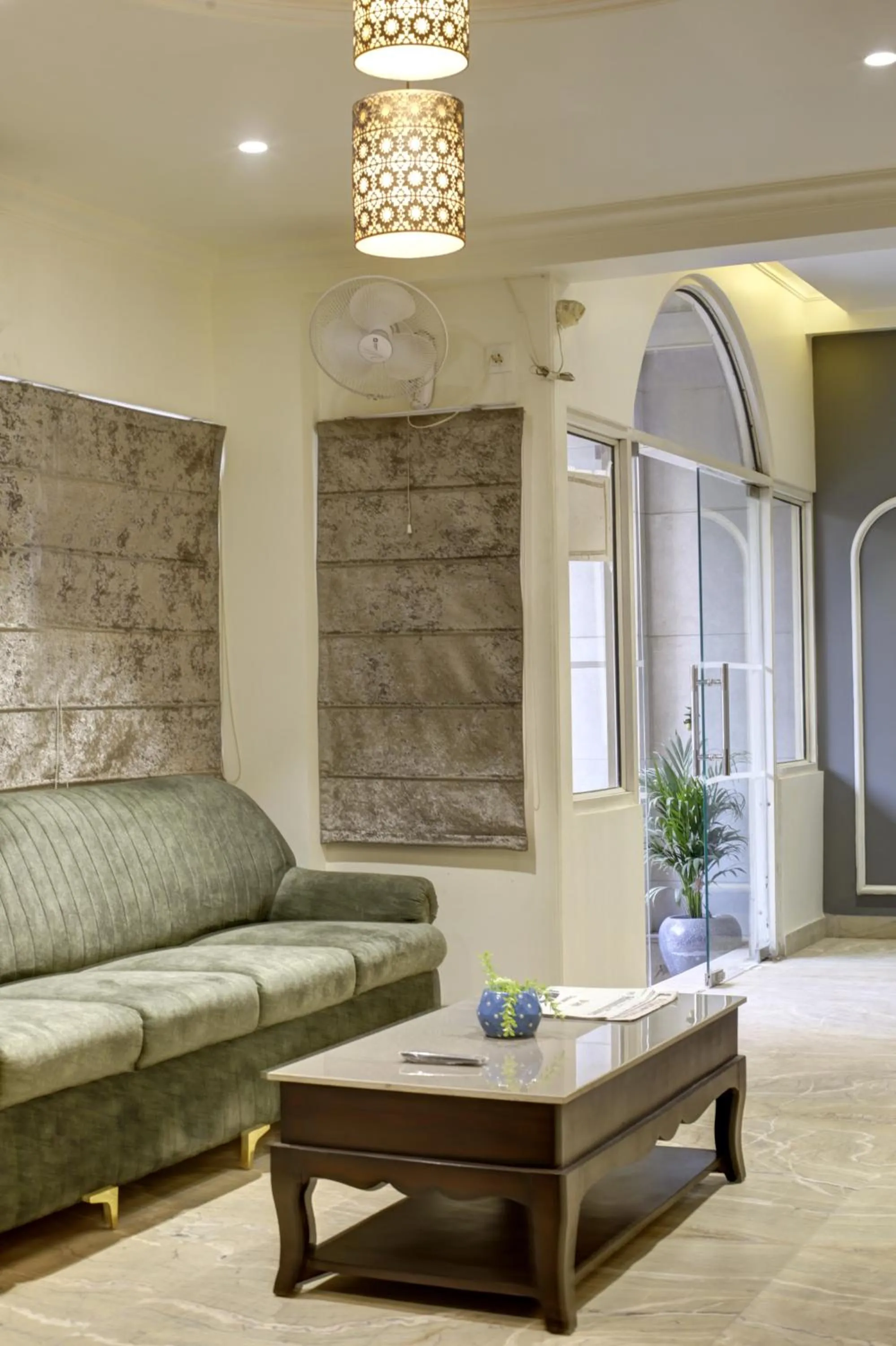 Lobby or reception in Hotel Kashish Plaza - 5 Mins From Metro Station