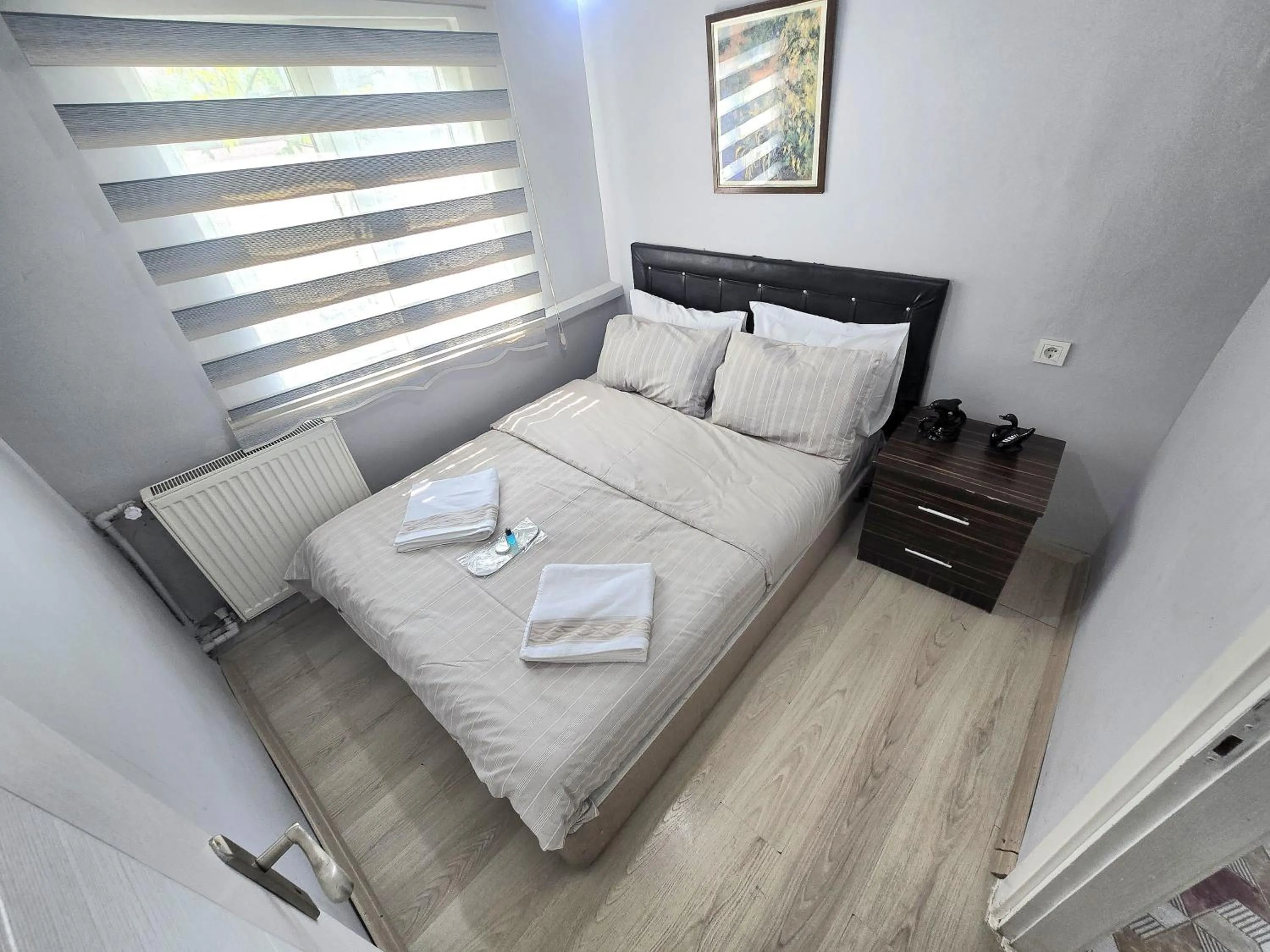 Bed in Taksim Milenyum Suites