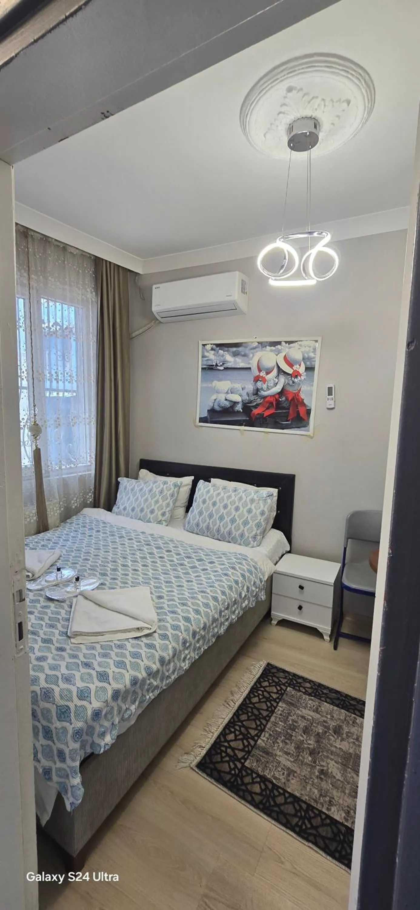 Bed in Taksim Milenyum Suites
