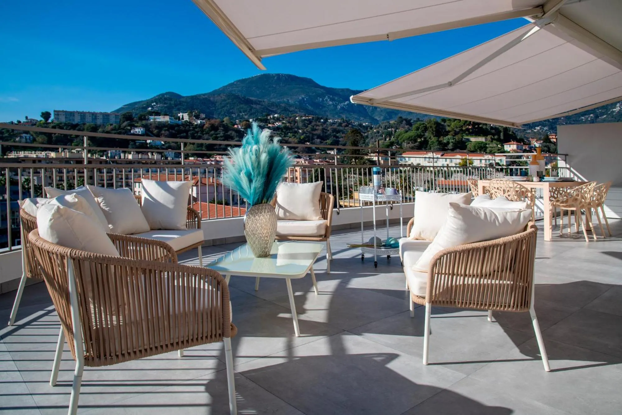 Patio in Résidence Hôtelière Chambord au coeur de Menton - entièrement rénovée