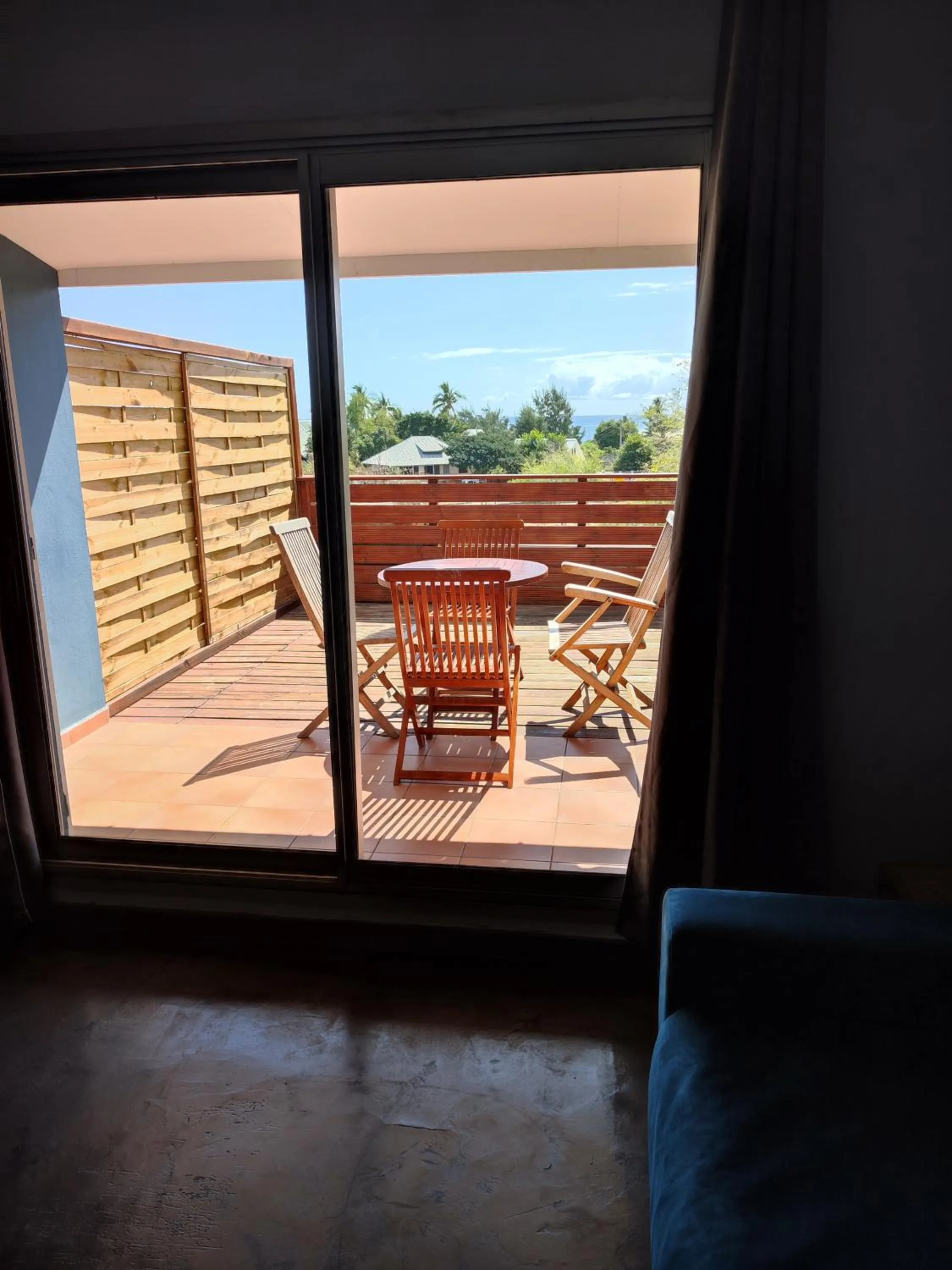 MARINA , 2mn à PIEDS PLAGE BOUCAN CANOT