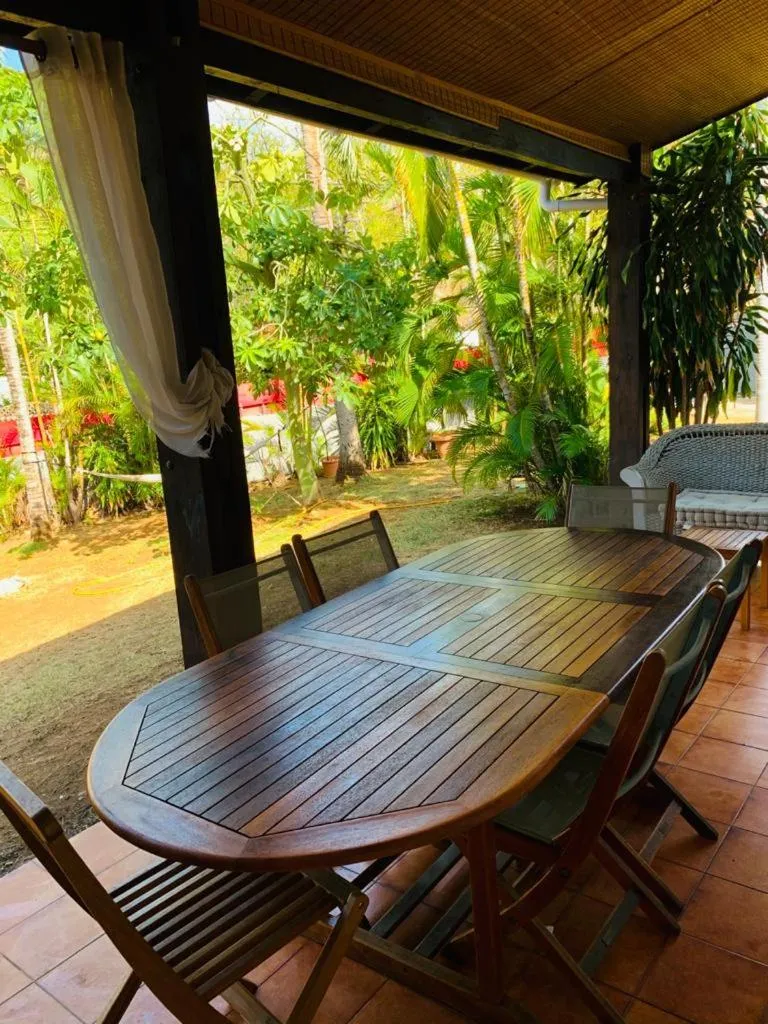 MARINA , 2mn à PIEDS PLAGE BOUCAN CANOT