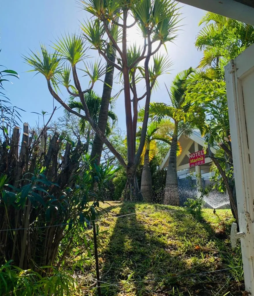 MARINA , 2mn à PIEDS PLAGE BOUCAN CANOT