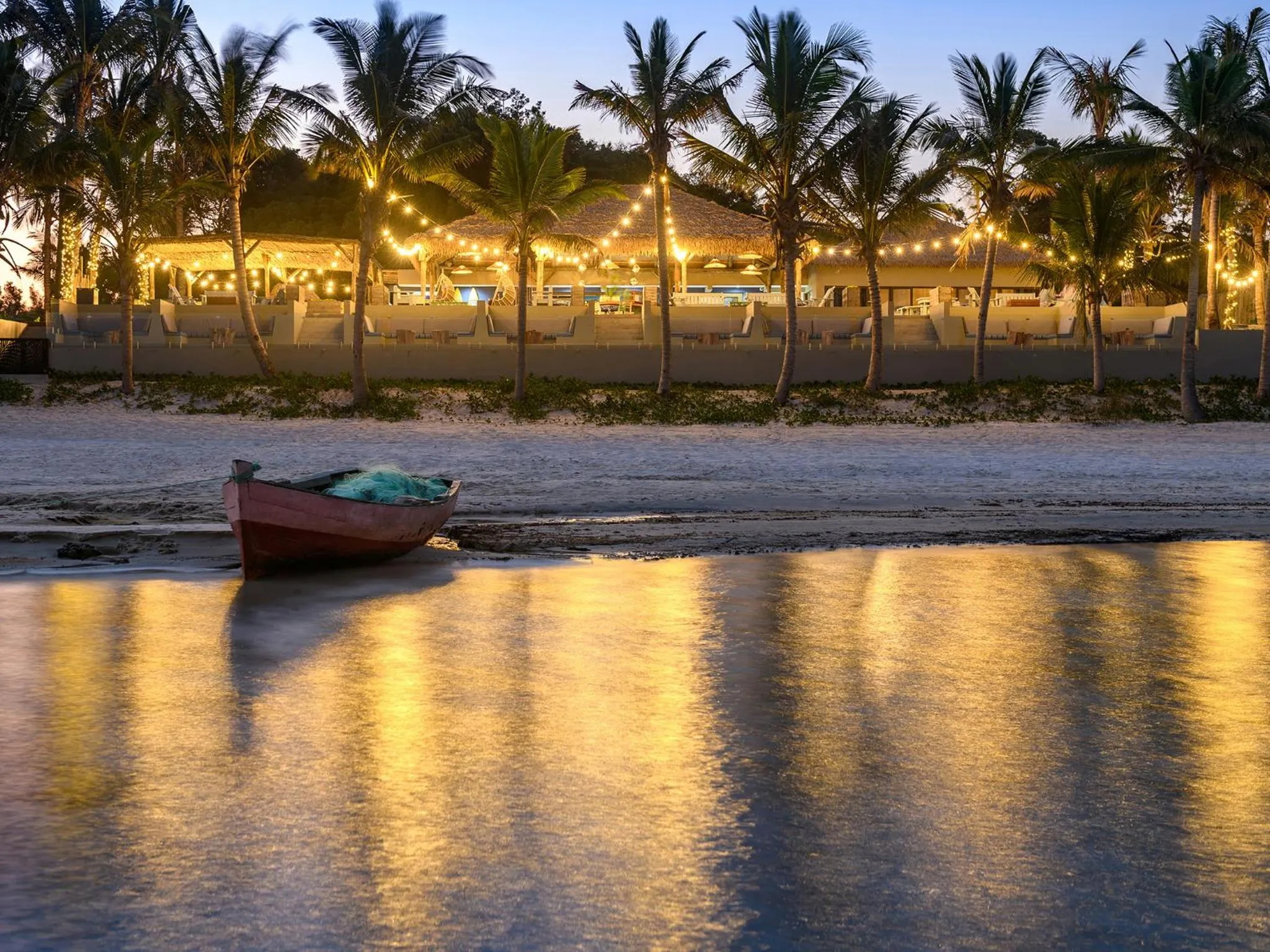 Restaurant/places to eat in San Martinho Beach Club