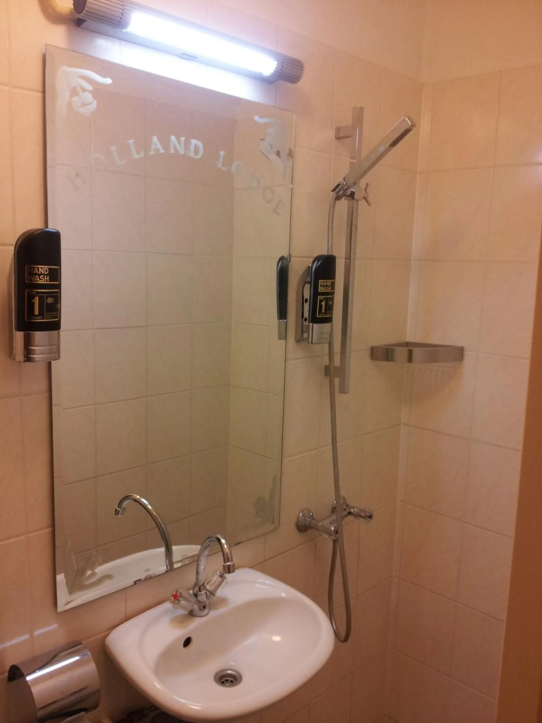 Bathroom in Hotel Holland Lodge