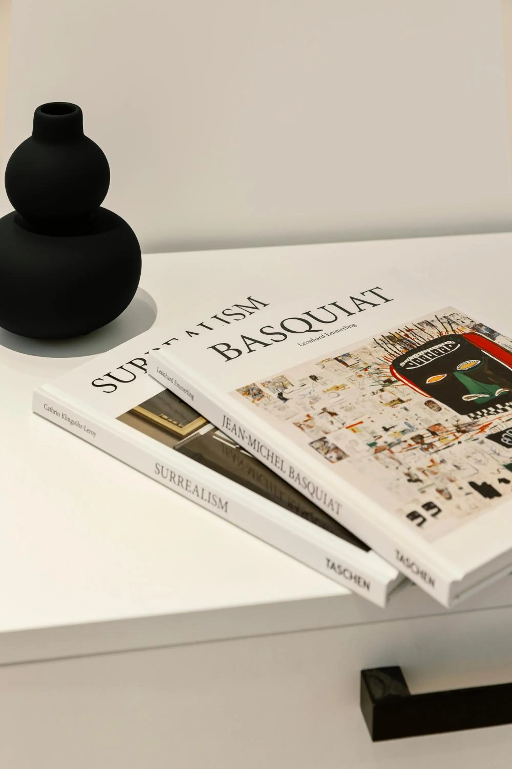 Library in Solridge Aparthotel