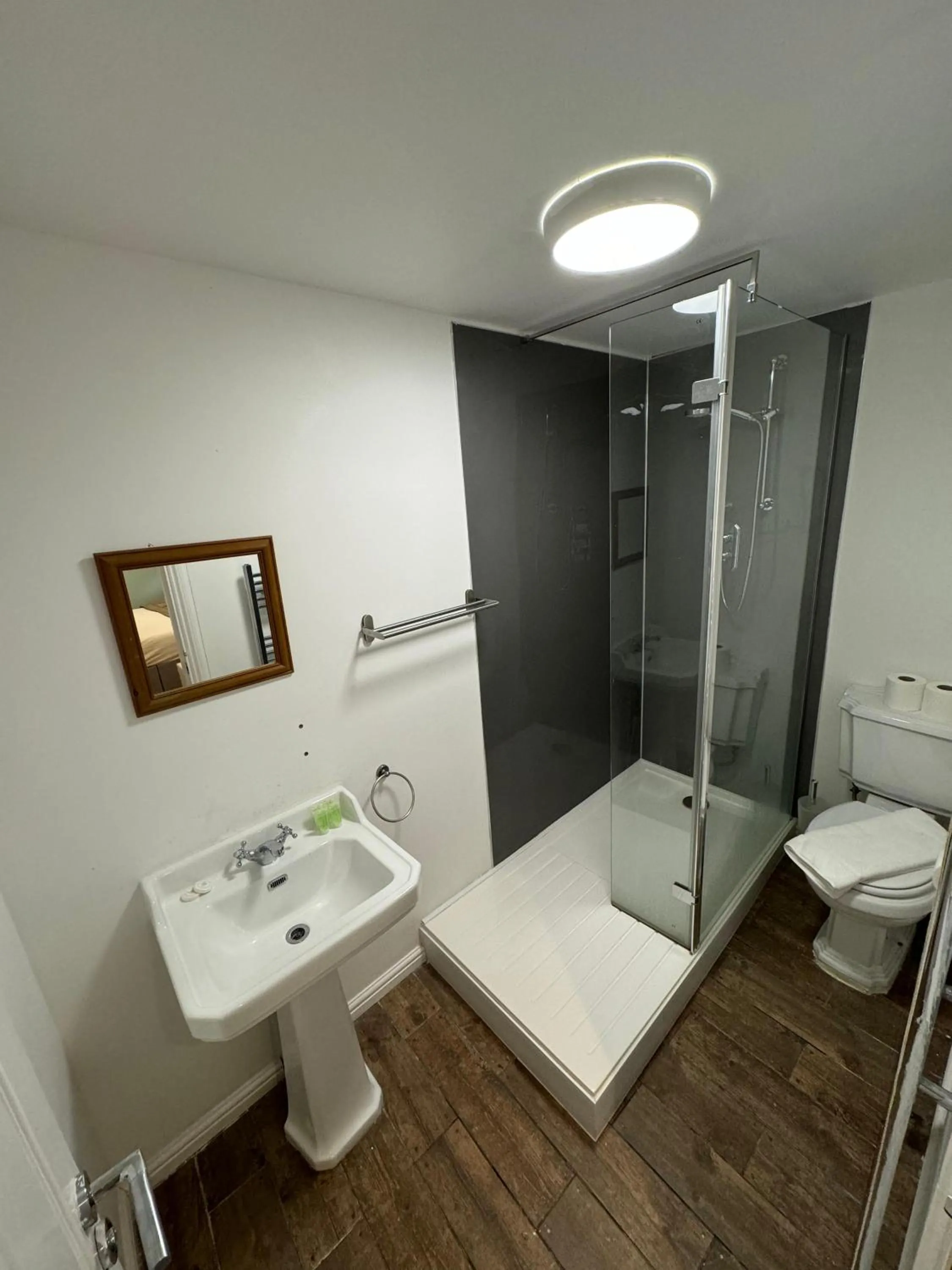 Bathroom in The George Hotel