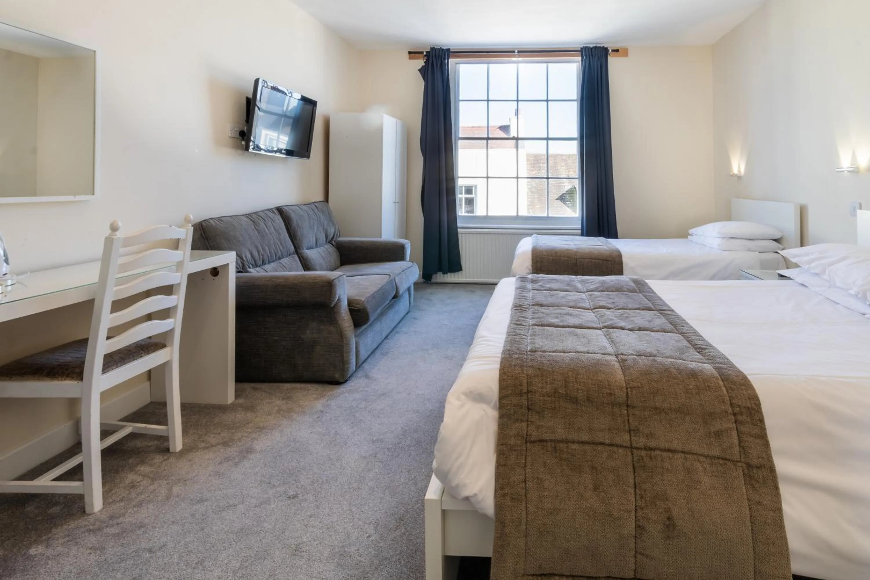 Bed in The George Hotel