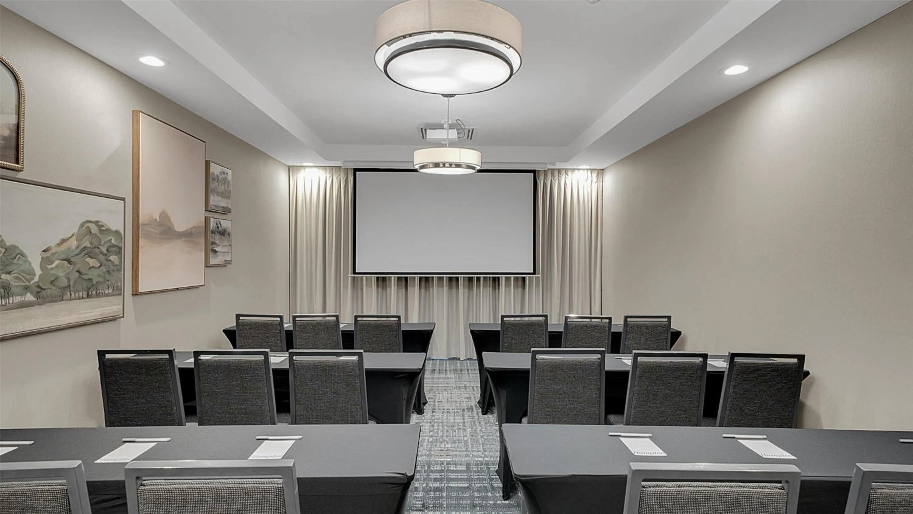 Meeting/conference room in Hampton Inn & Suites by Hilton Toronto Markham