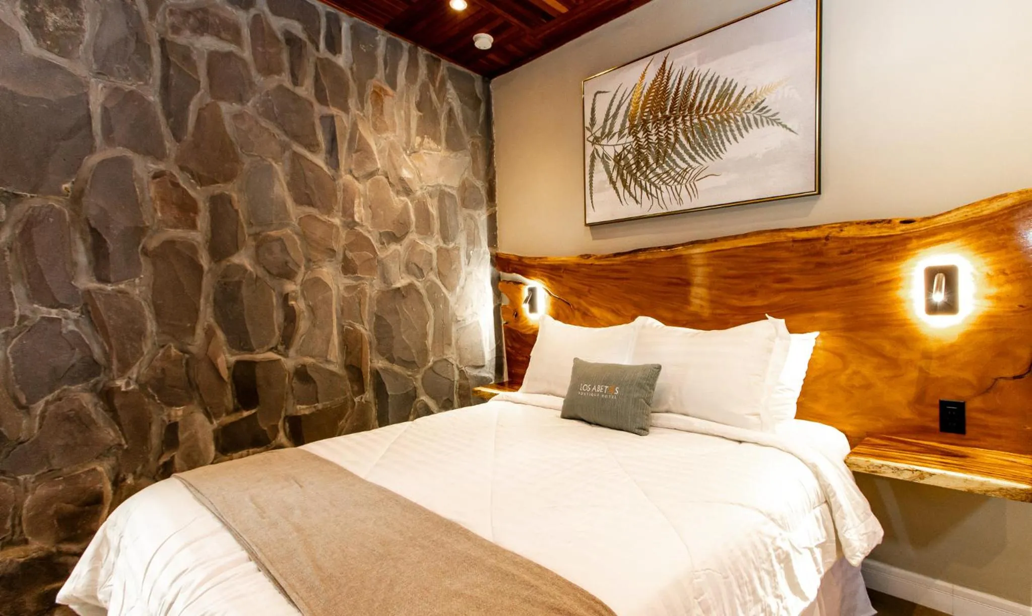 Photo of the whole room, Bed in Hotel Boutique Los Abetos