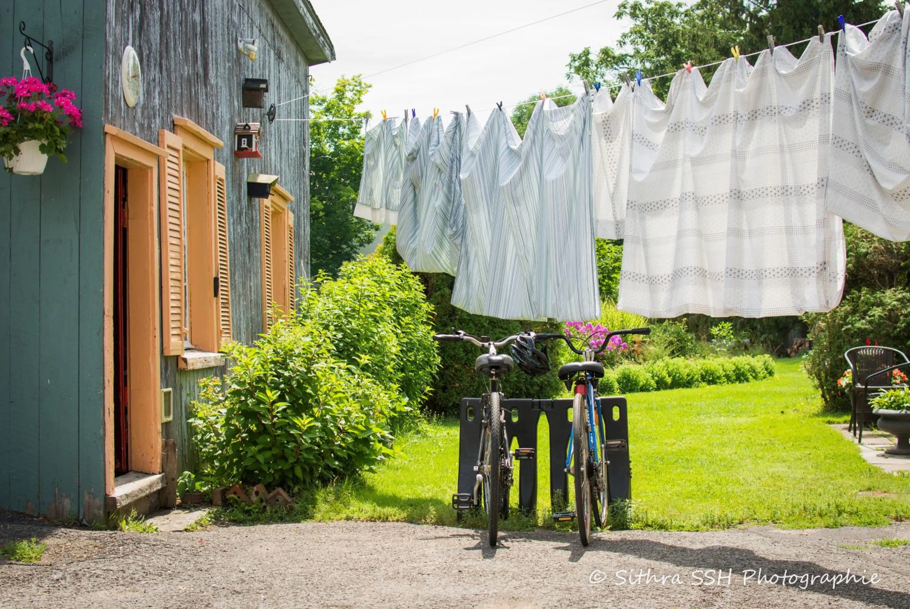 Facade/entrance in Gîte du Village - Deschambault