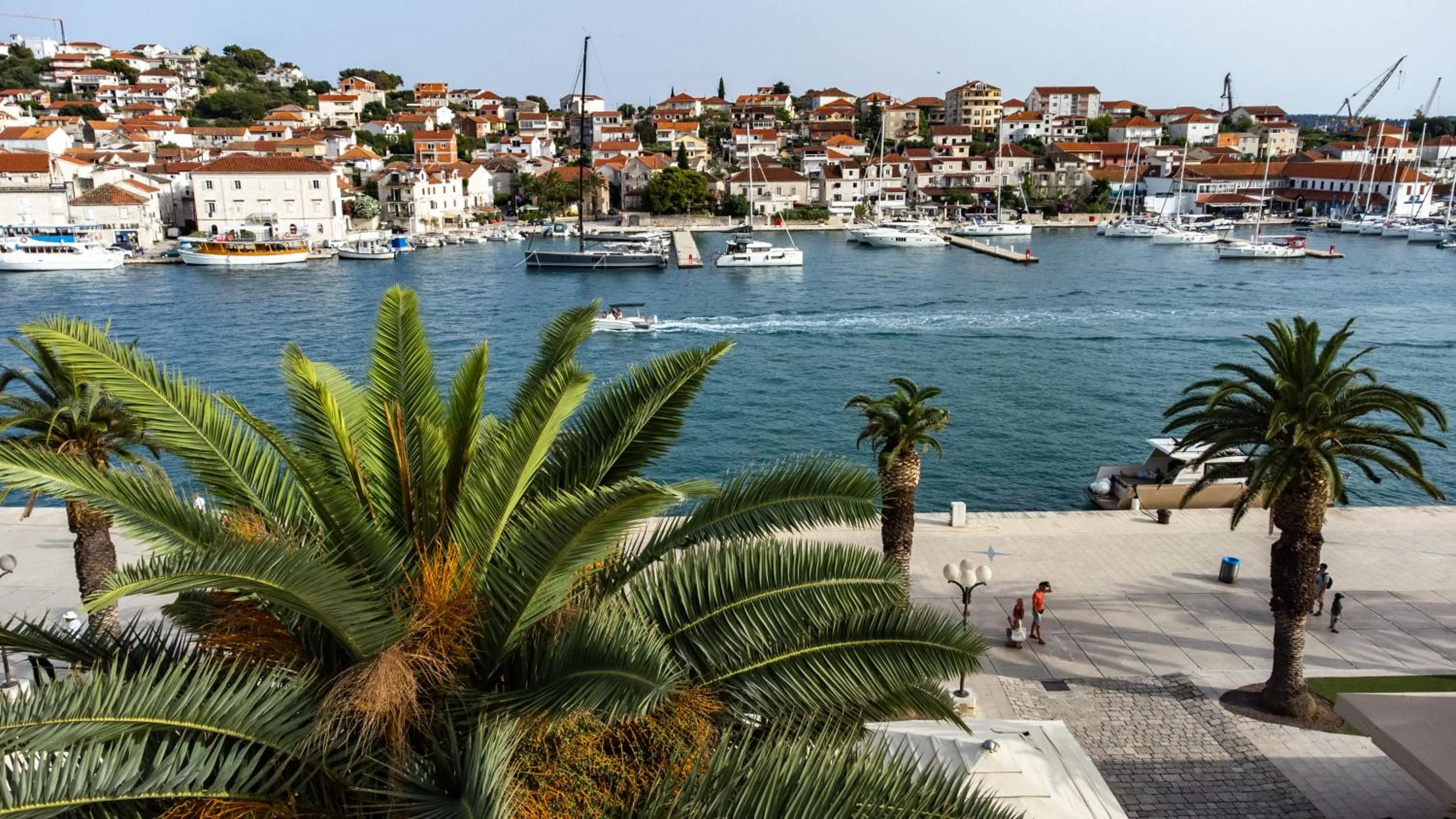 Neighbourhood in Villa Fontana