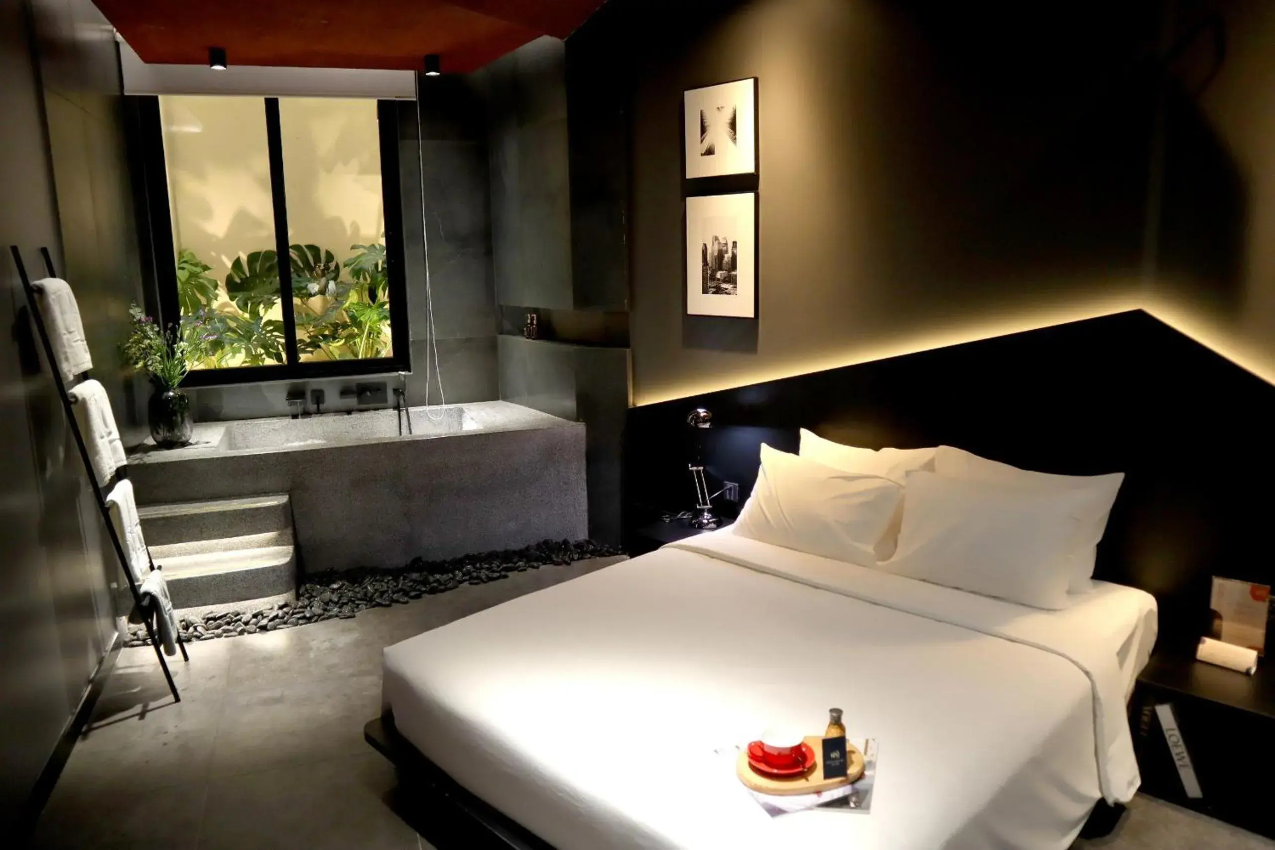 Kin Inspired 2 Skylight View in KIN Wander Tân Bình, The Mountain Kin Inspired 2 Skylight View in KIN Wander Tân Bình, The Mountain