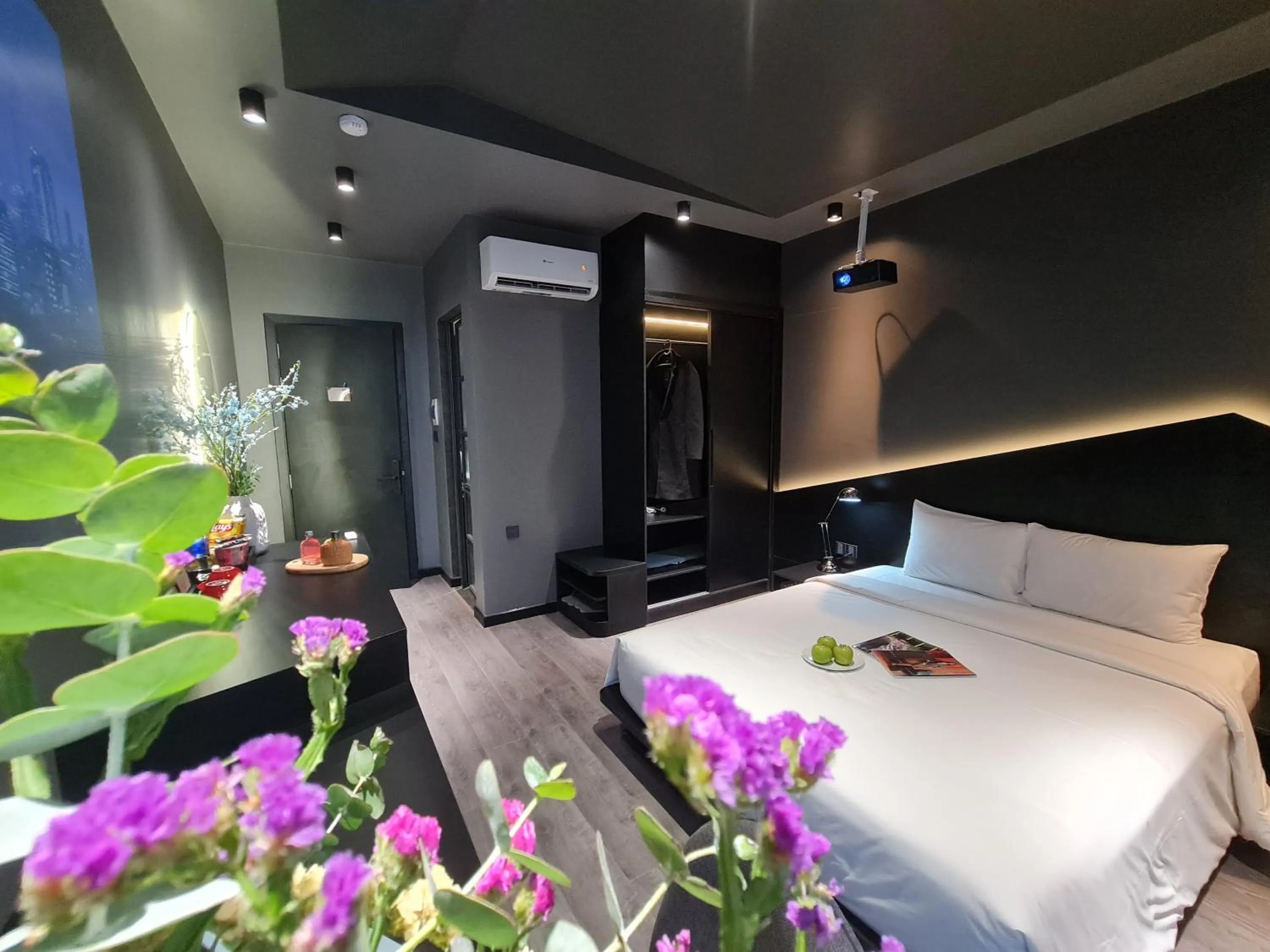 Bed in KIN Wander Tân Bình, The Mountain