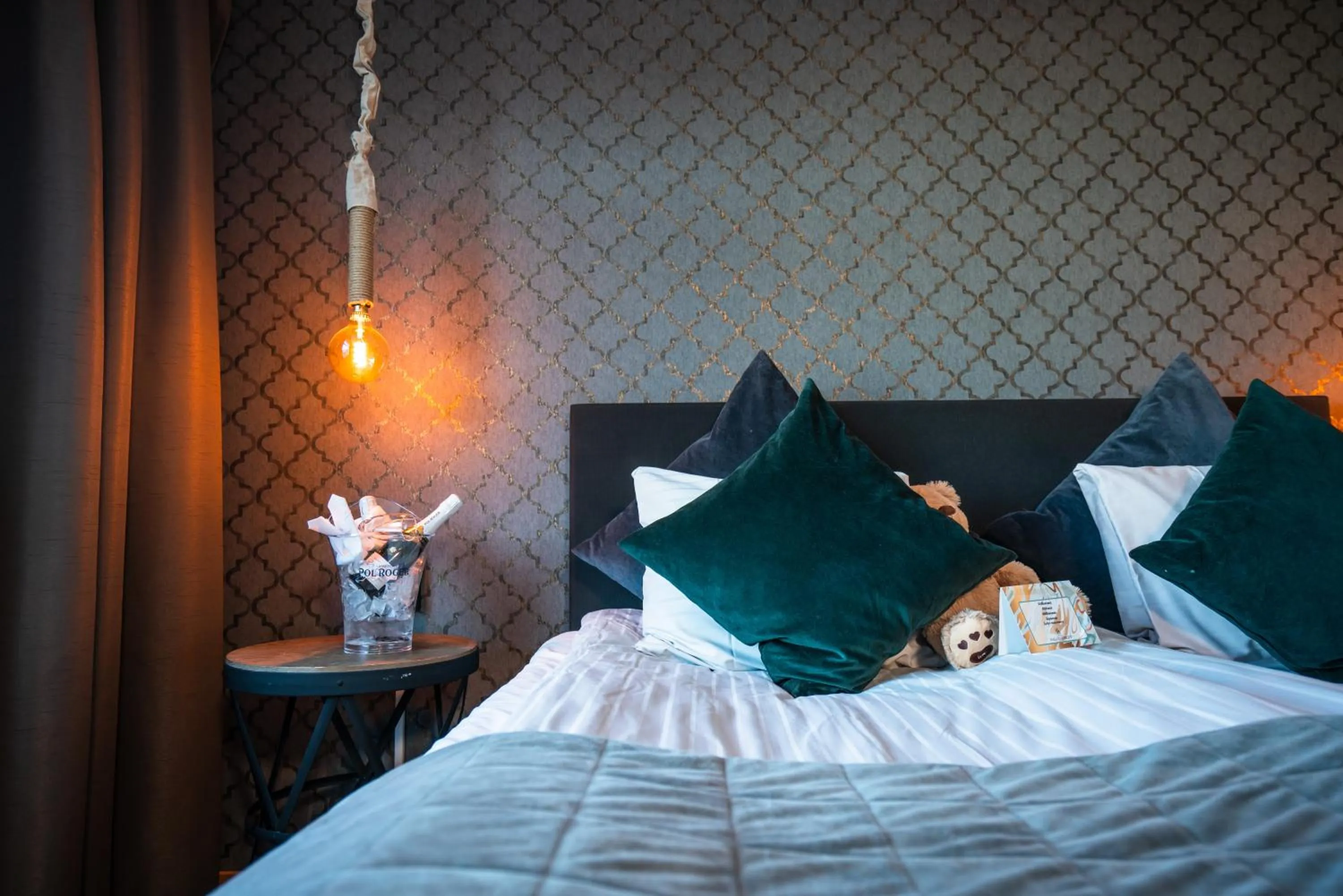 Bed in Hotell Hallstaberget