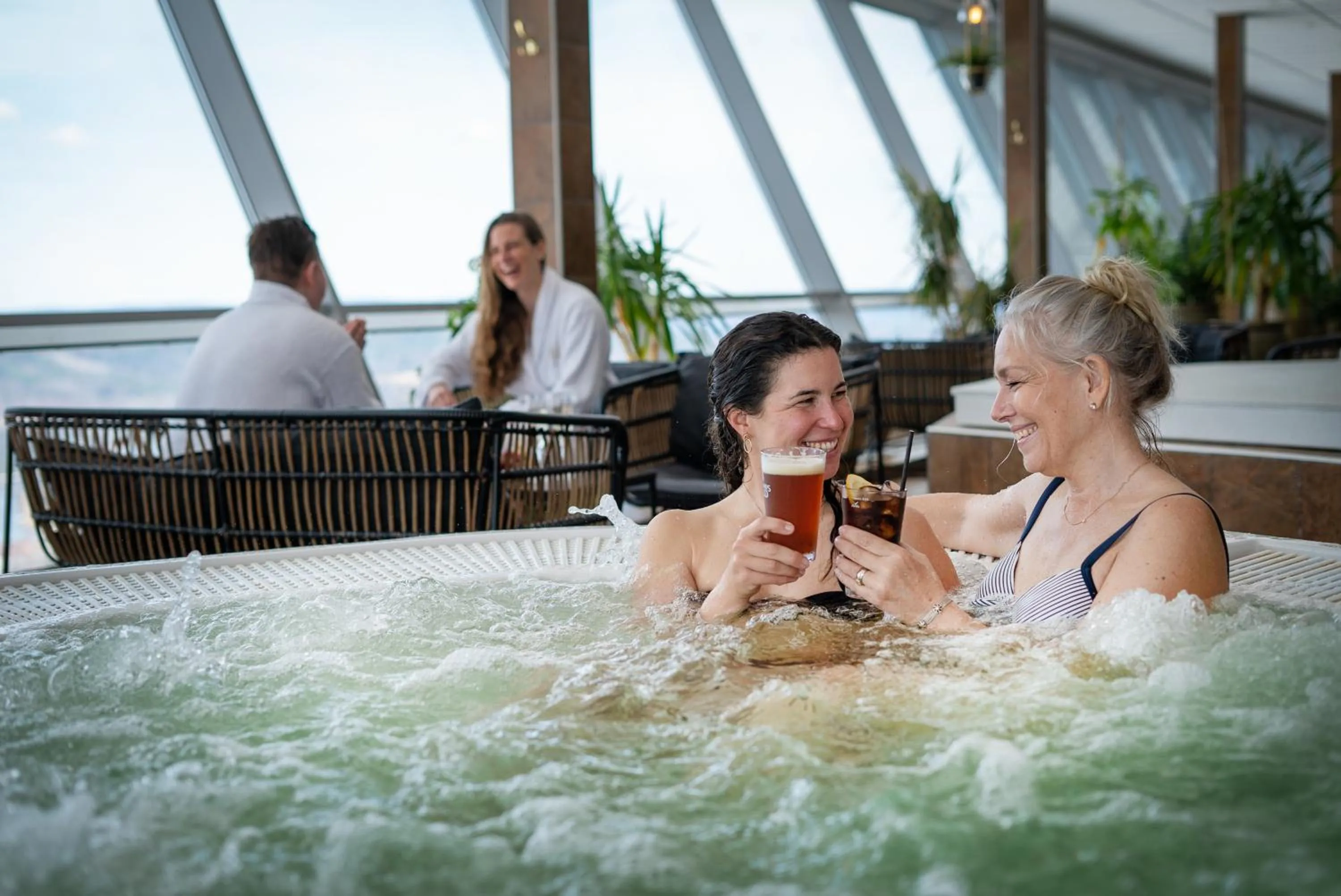 Spa and wellness centre/facilities in Hotell Hallstaberget