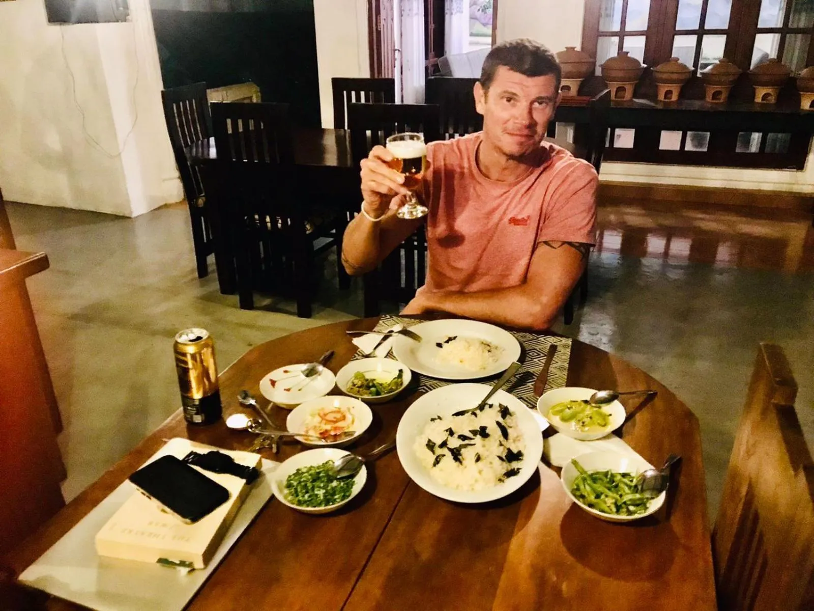 Restaurant/places to eat in Belmond Ella