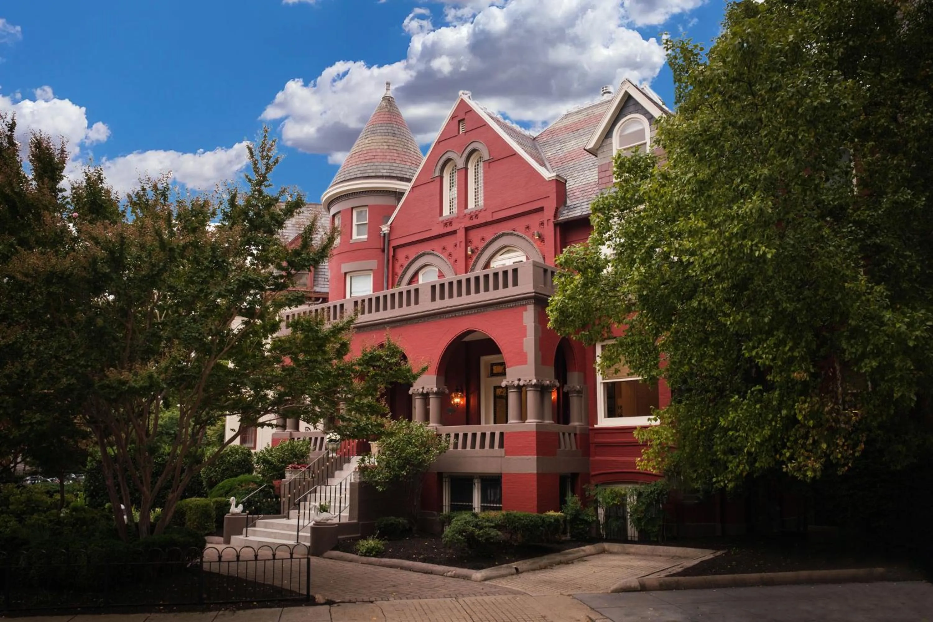 Property building in Swann House