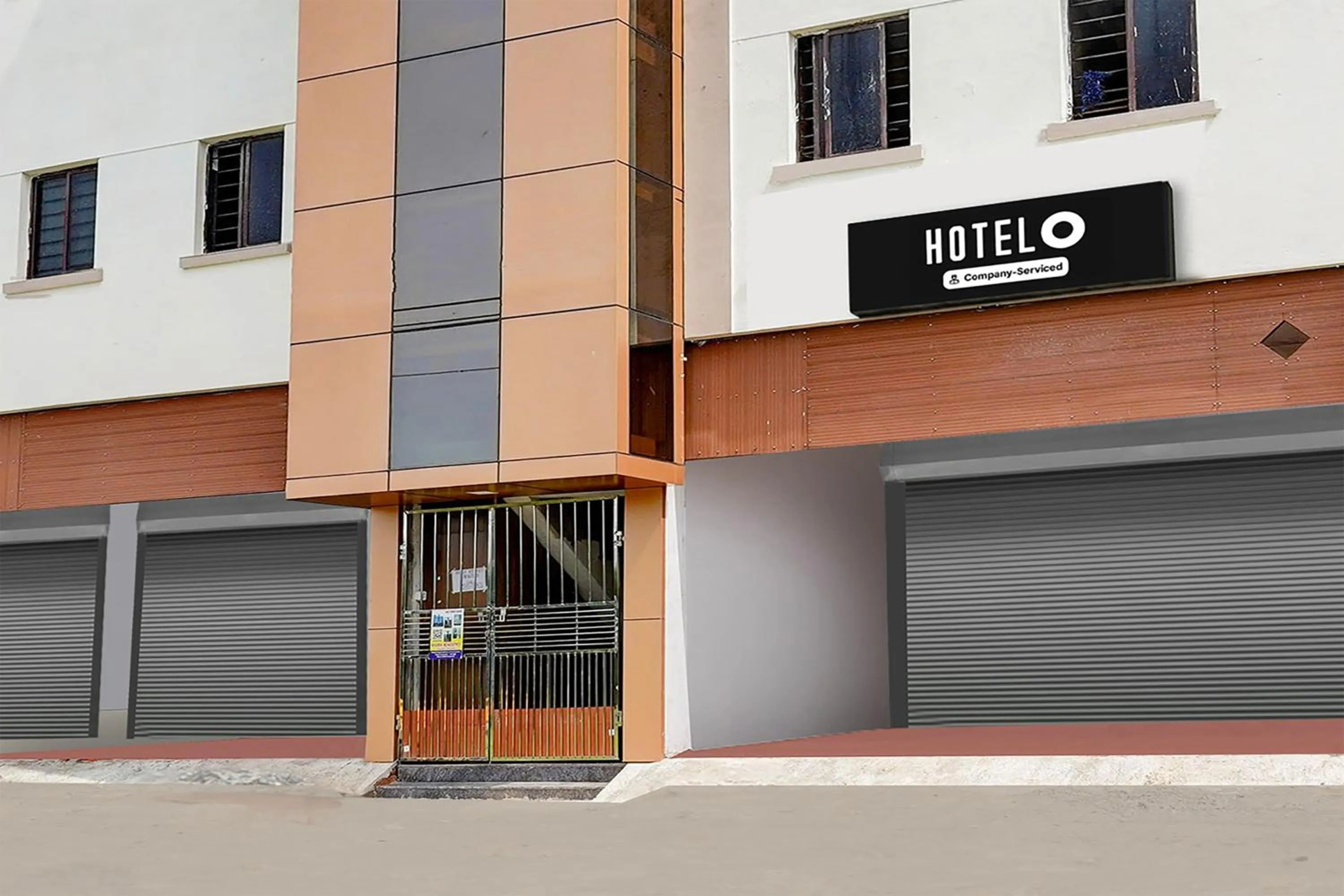 Facade/entrance in Super Hotel O Sriperambadhur formerly Radha Residency