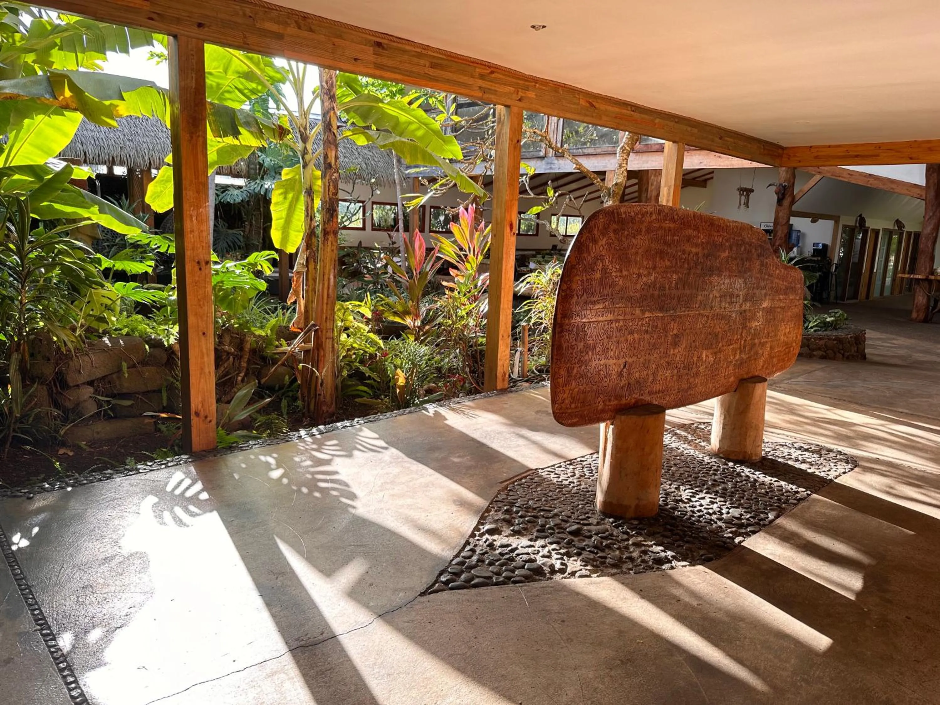 Garden view in Hotel Hotu Matua by EI