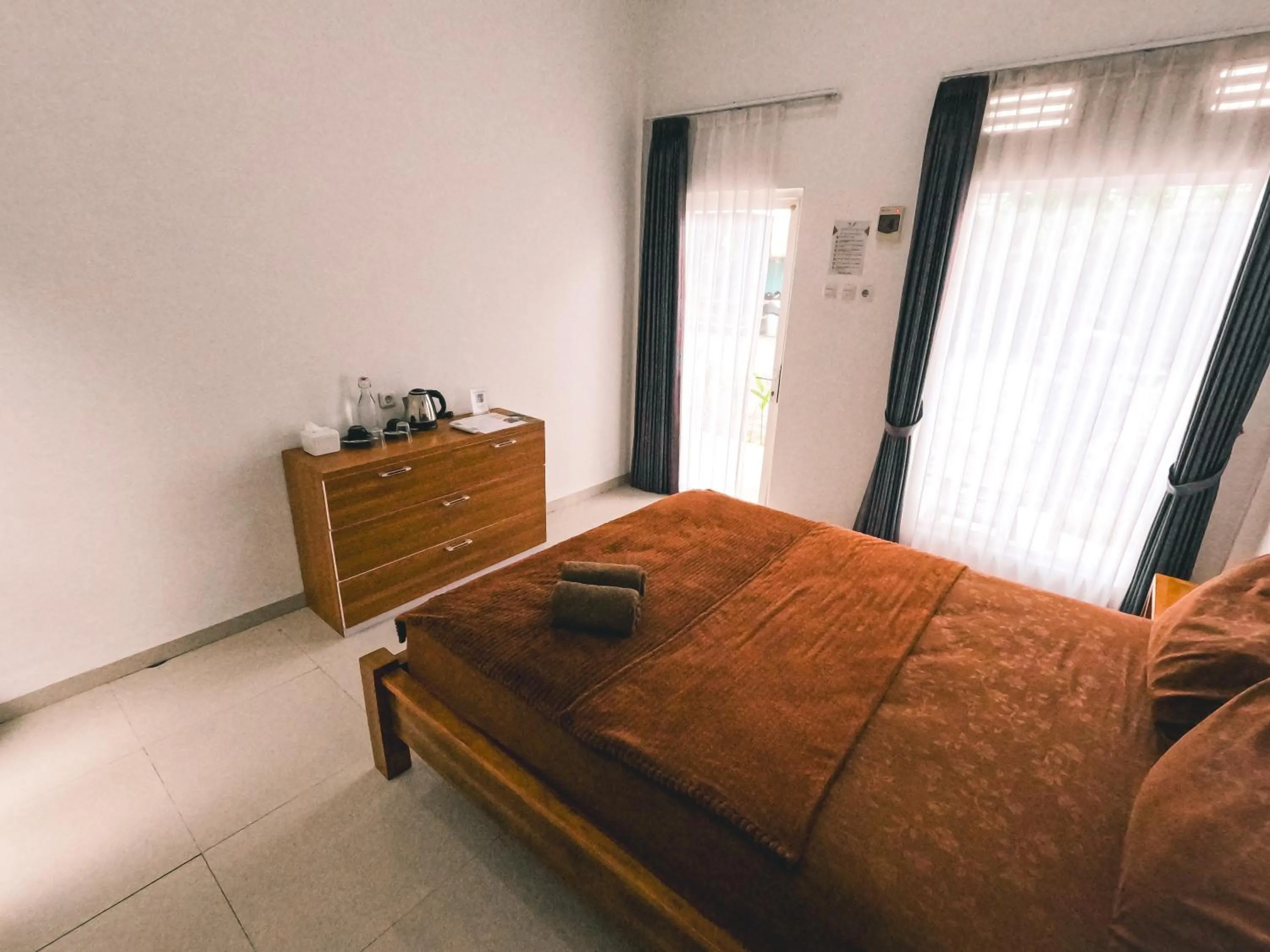 Bed in Zavana rooms & Restaurant