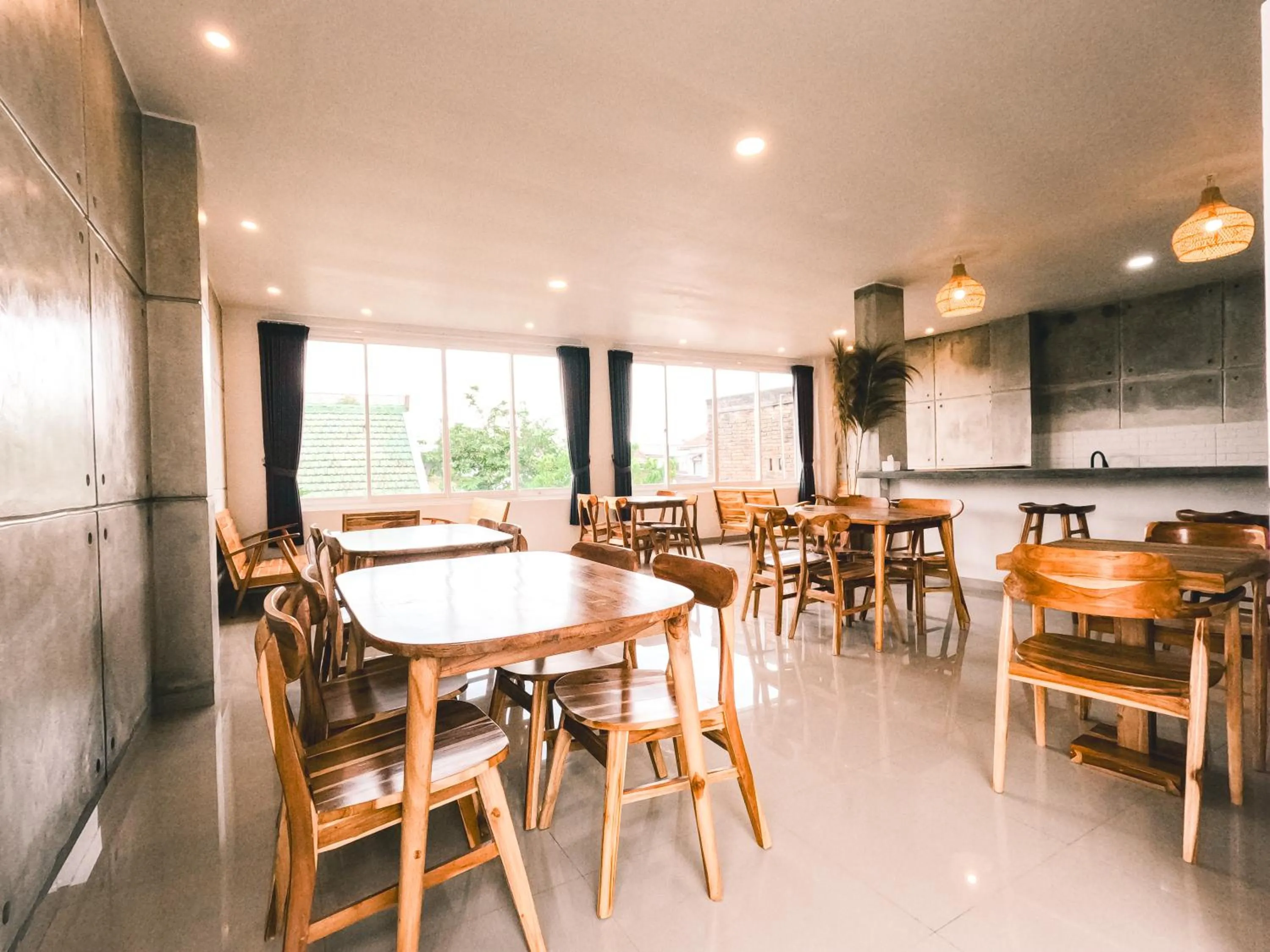 Property building in Zavana rooms & Restaurant