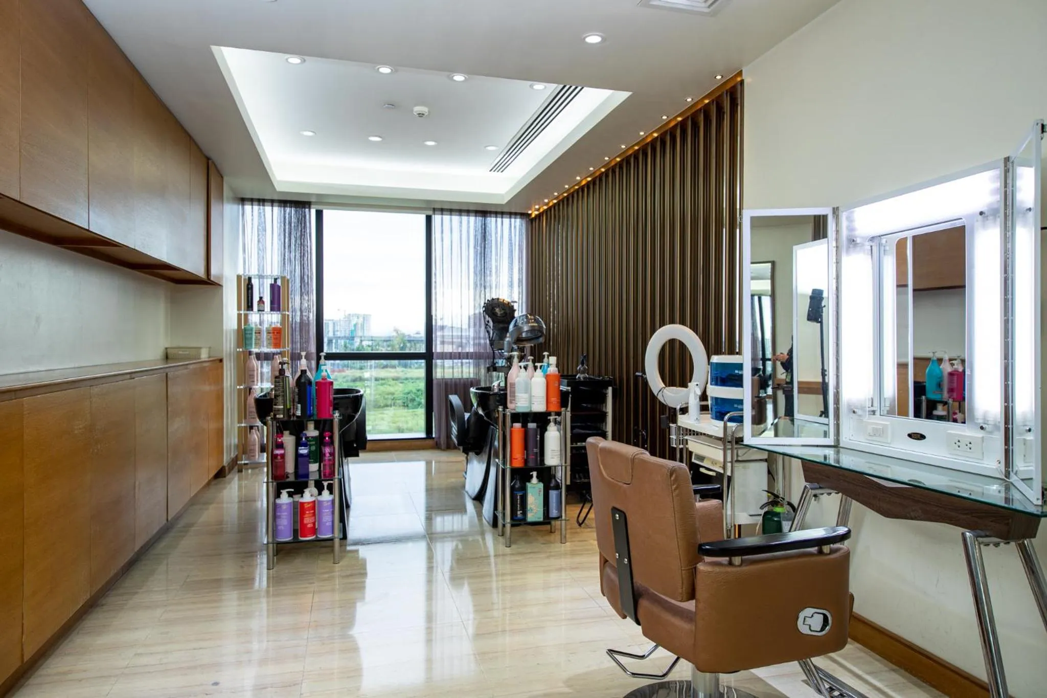 hair dryier in Hyatt Regency Manila City of Dreams