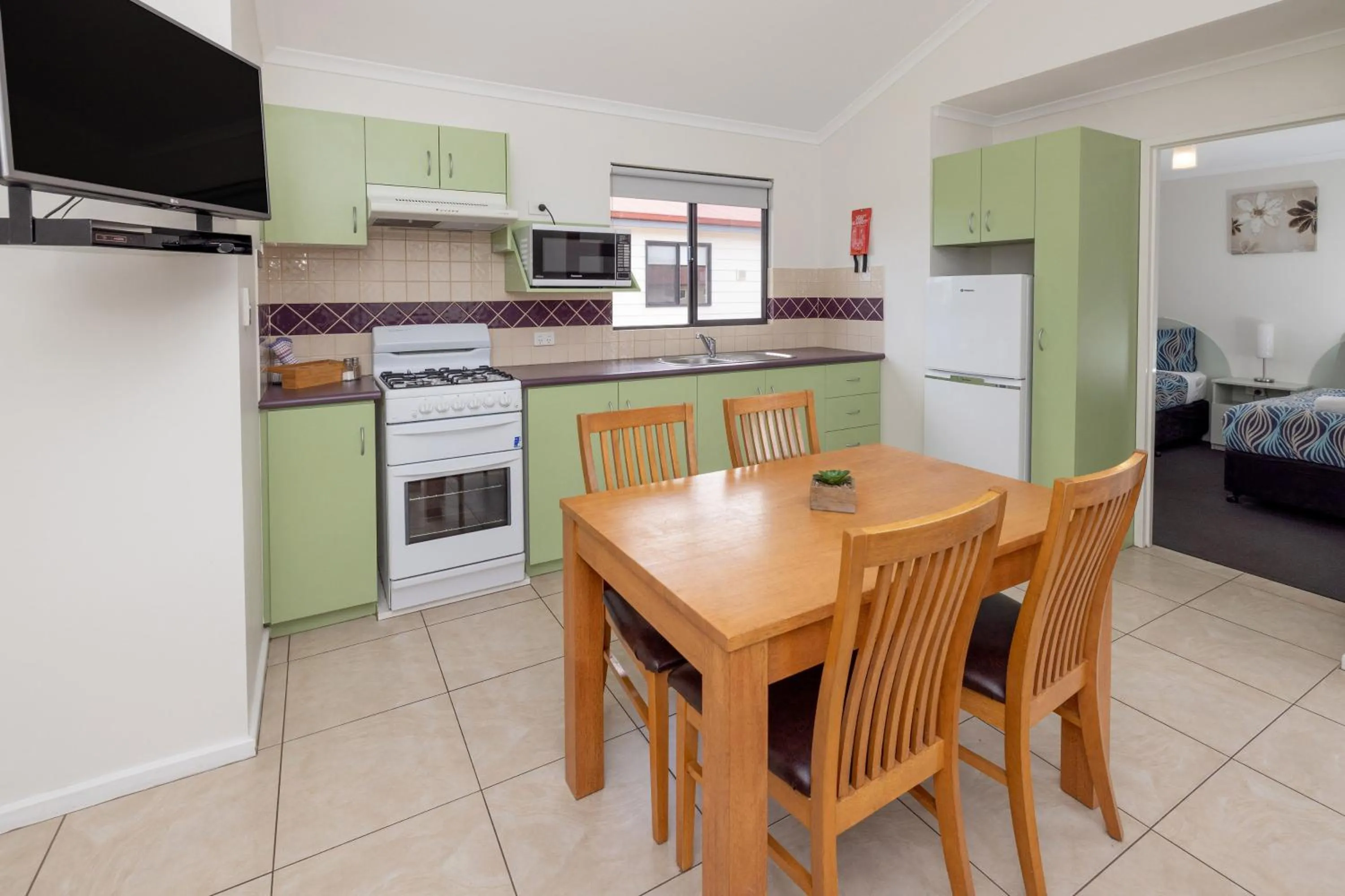 Dining area in BIG4 Emu Beach Holiday Park