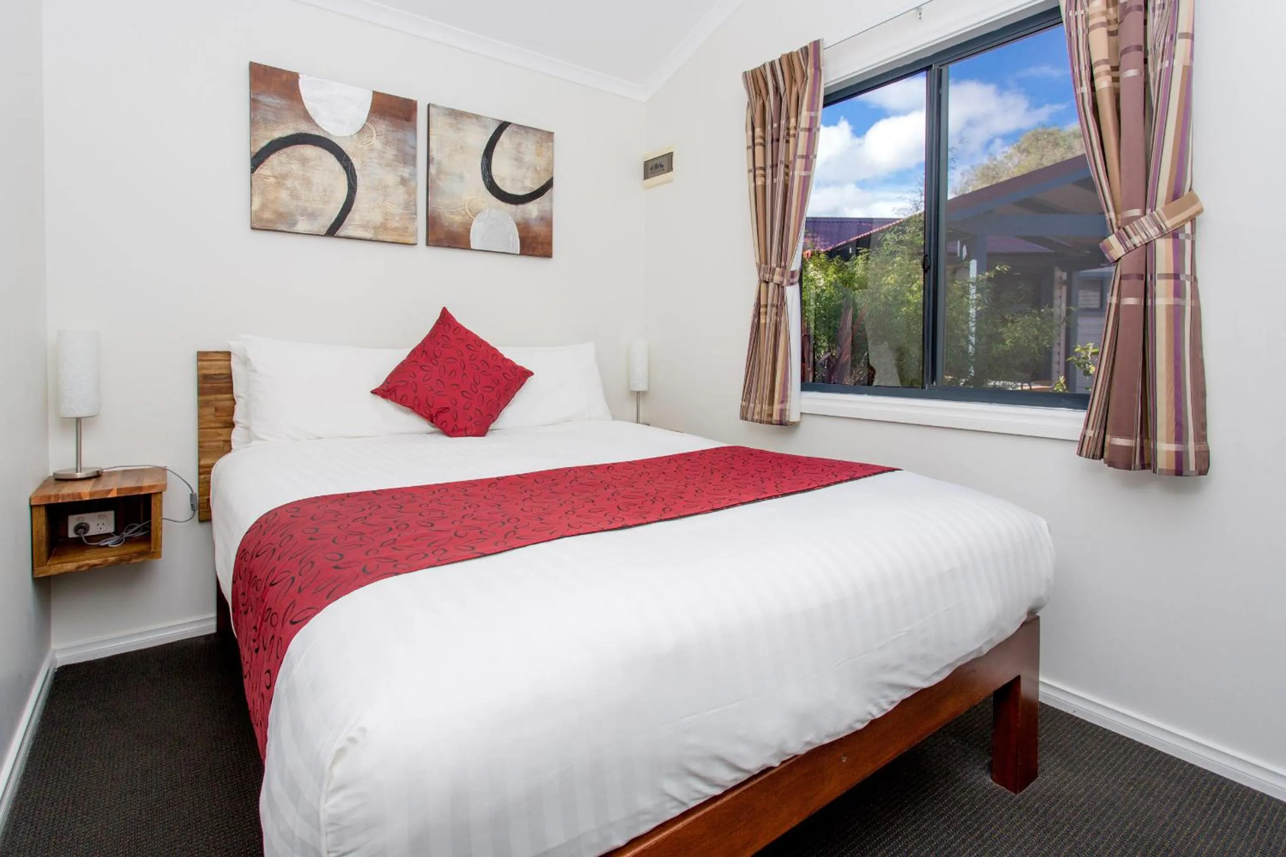 Bedroom, Bed in BIG4 Emu Beach Holiday Park