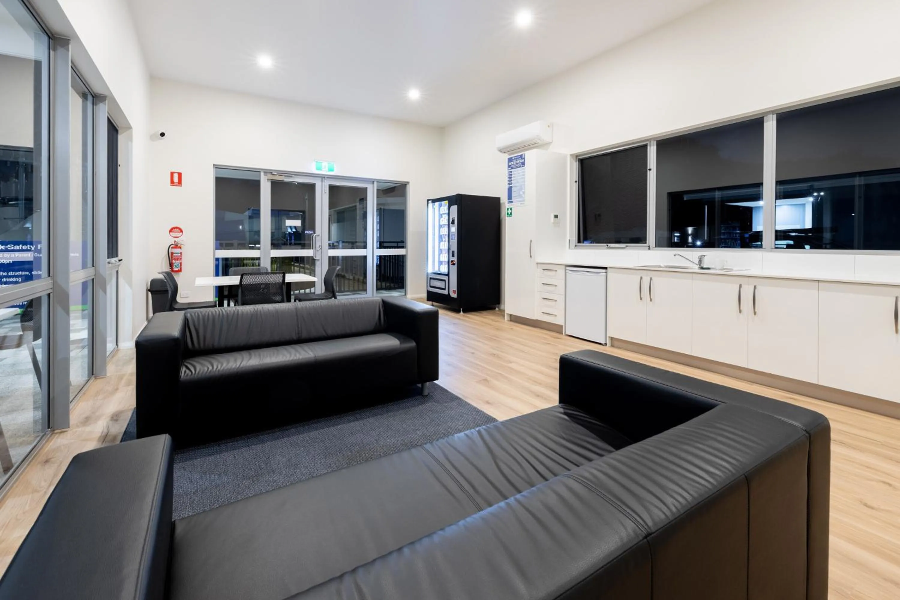 Communal lounge/ TV room in BIG4 Emu Beach Holiday Park