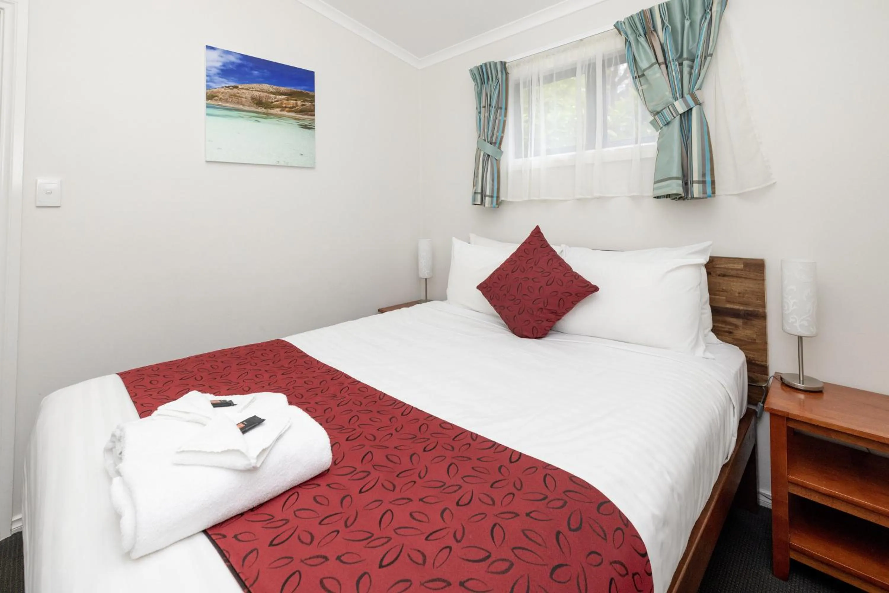 Bedroom, Bed in BIG4 Emu Beach Holiday Park