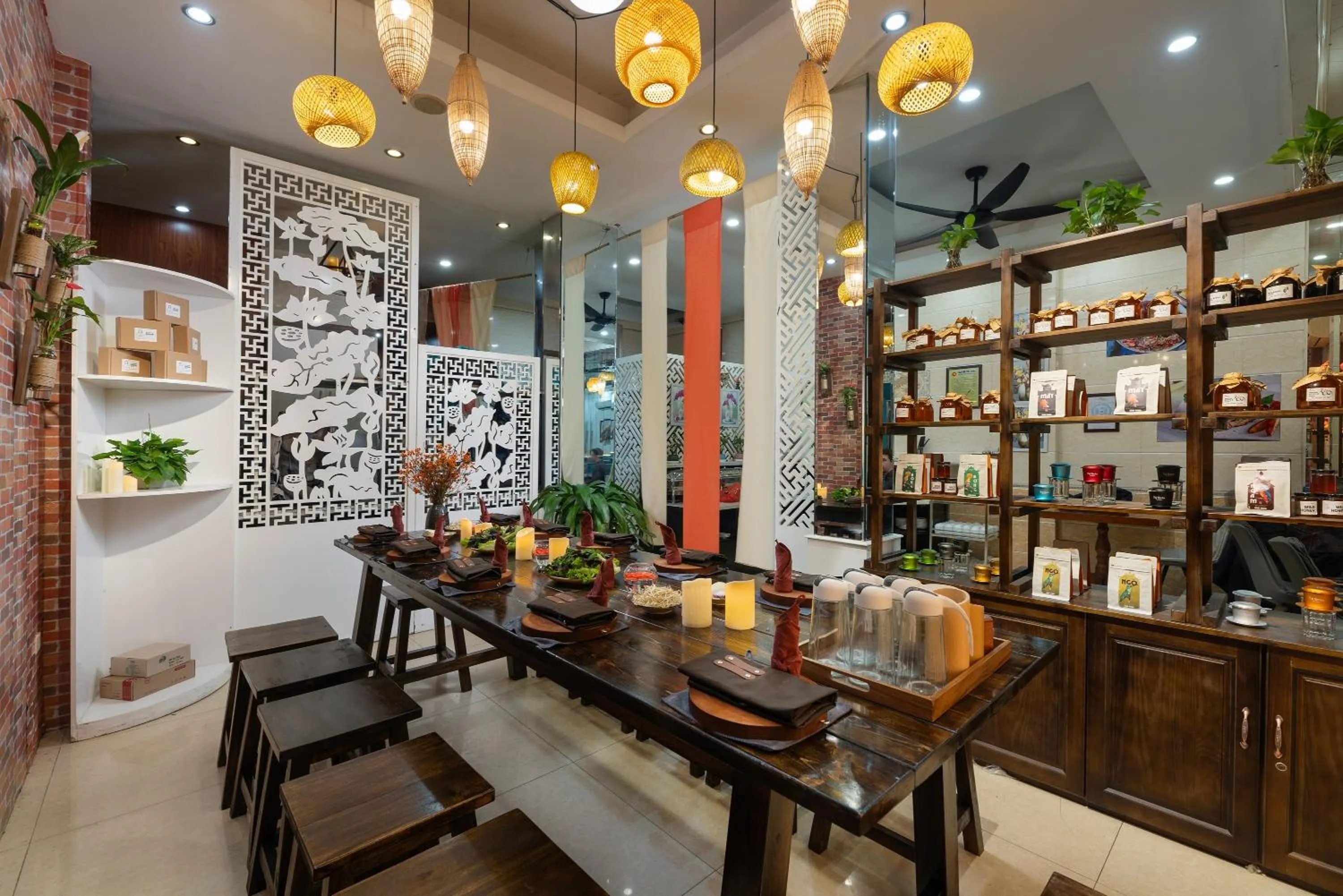 Restaurant/places to eat in Hanoi Solo Hostel