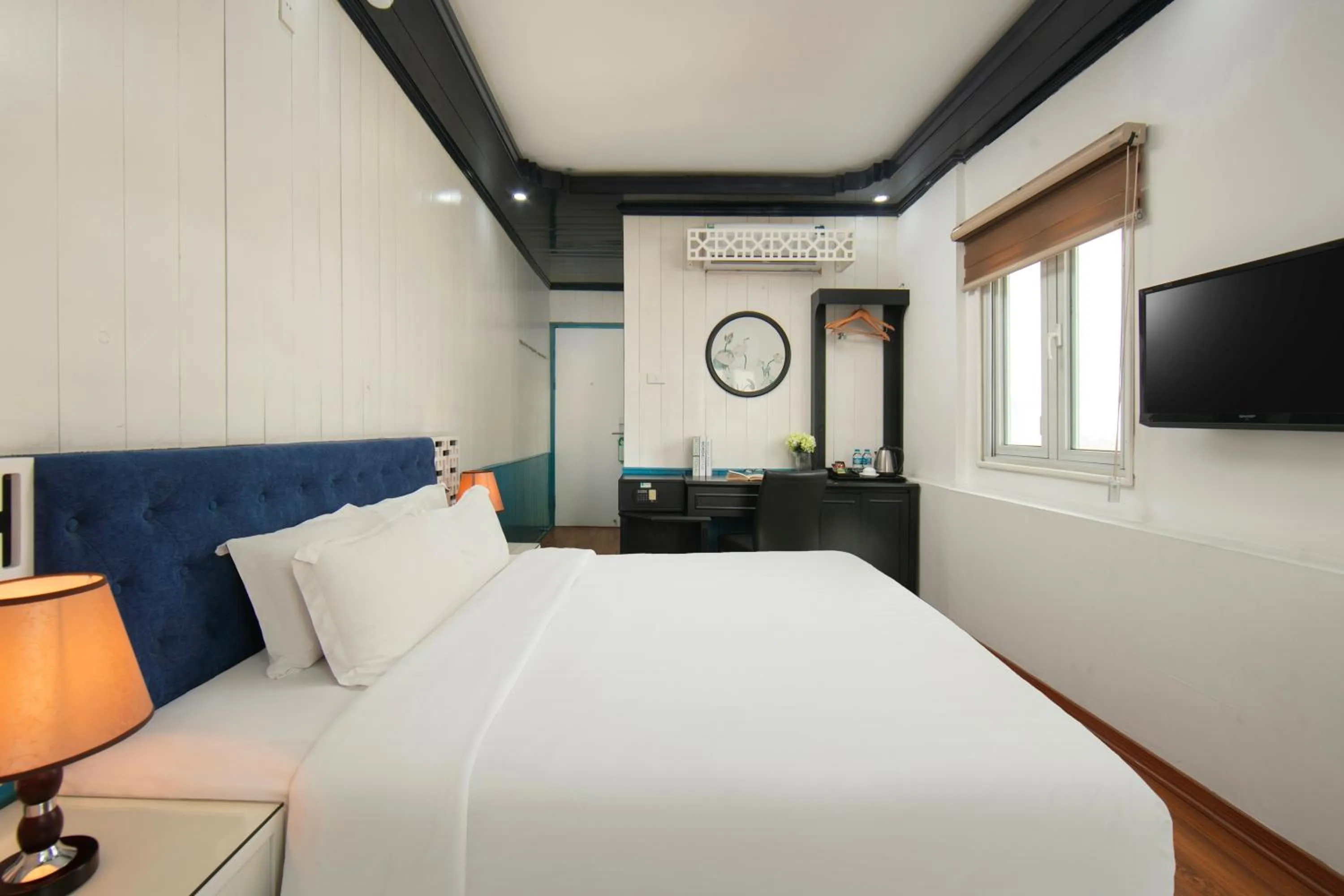 Bed in Diamond Nostalgia Hotel & Spa