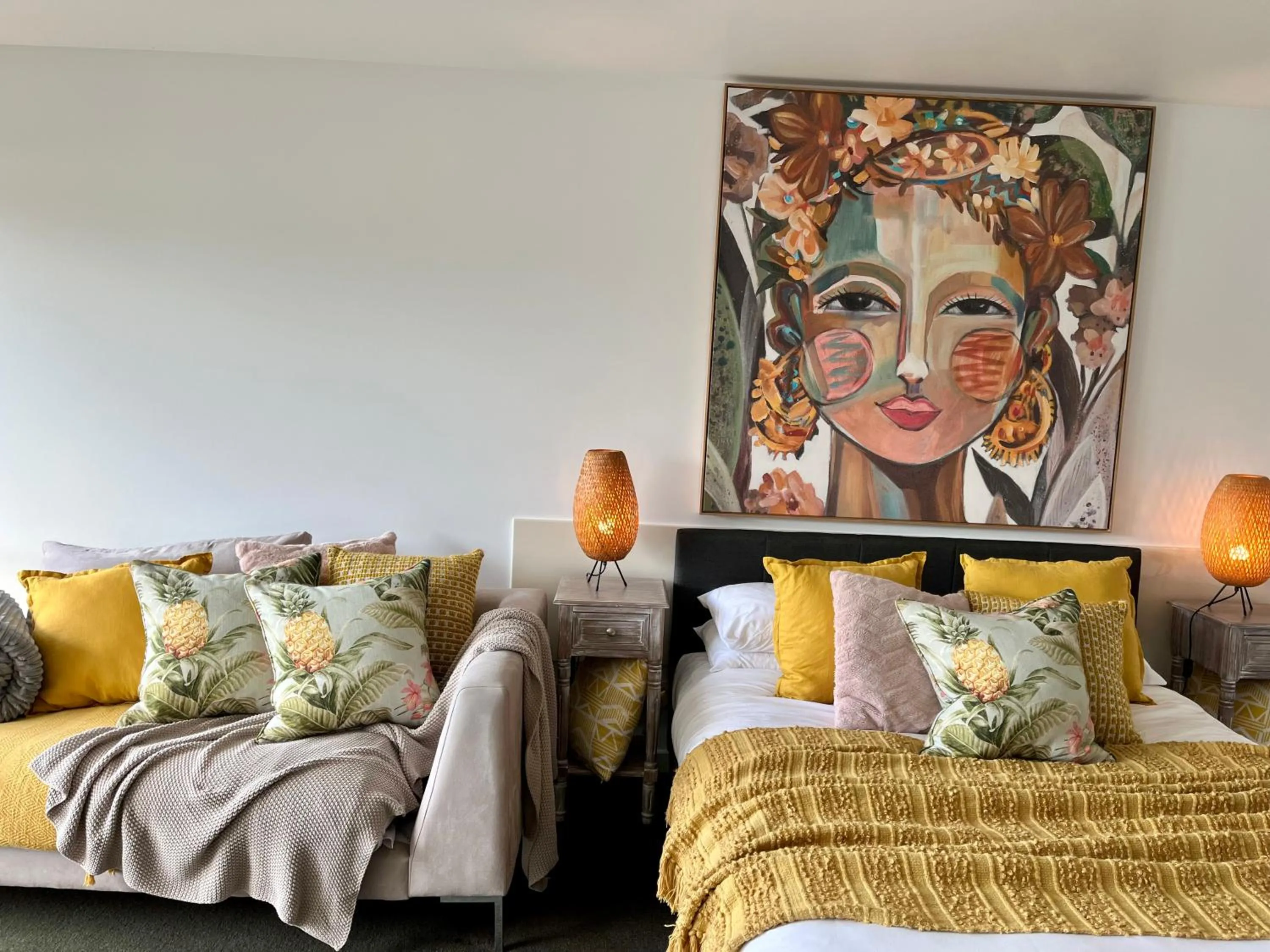 Decorative detail, Bed in Lorne World