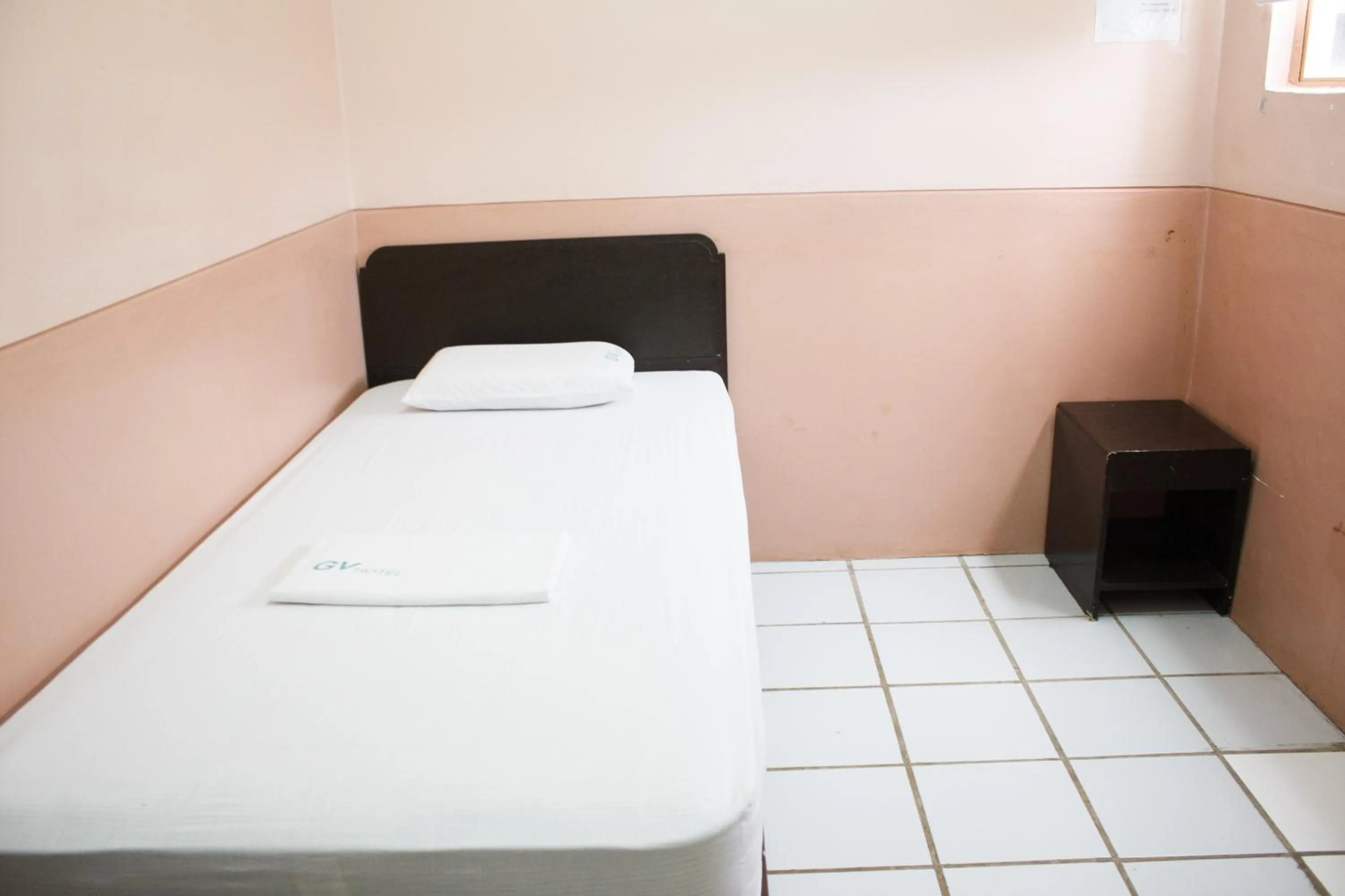 Bed in GV Hotel - Naval