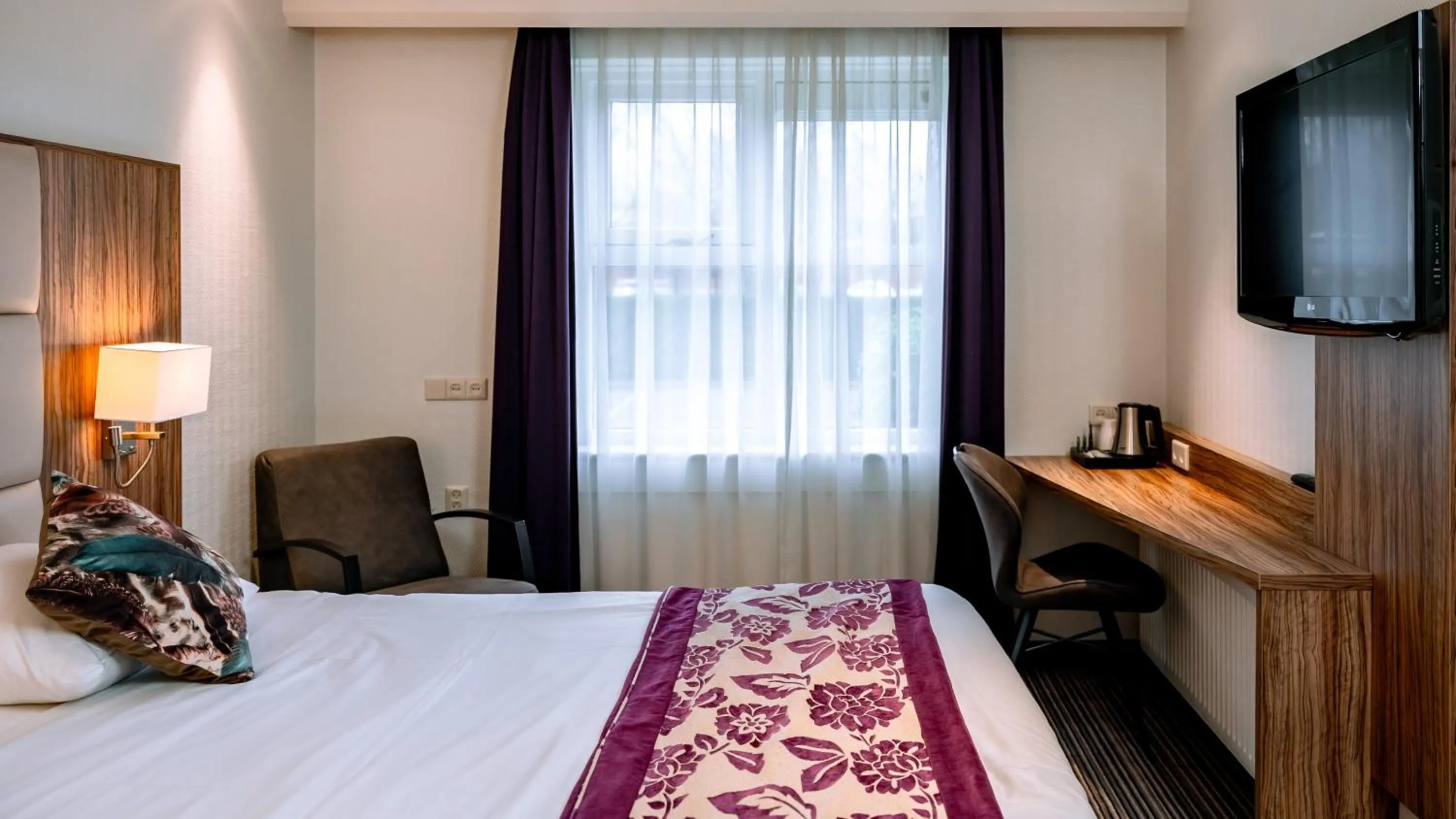 Bed in Hotel Middelburg