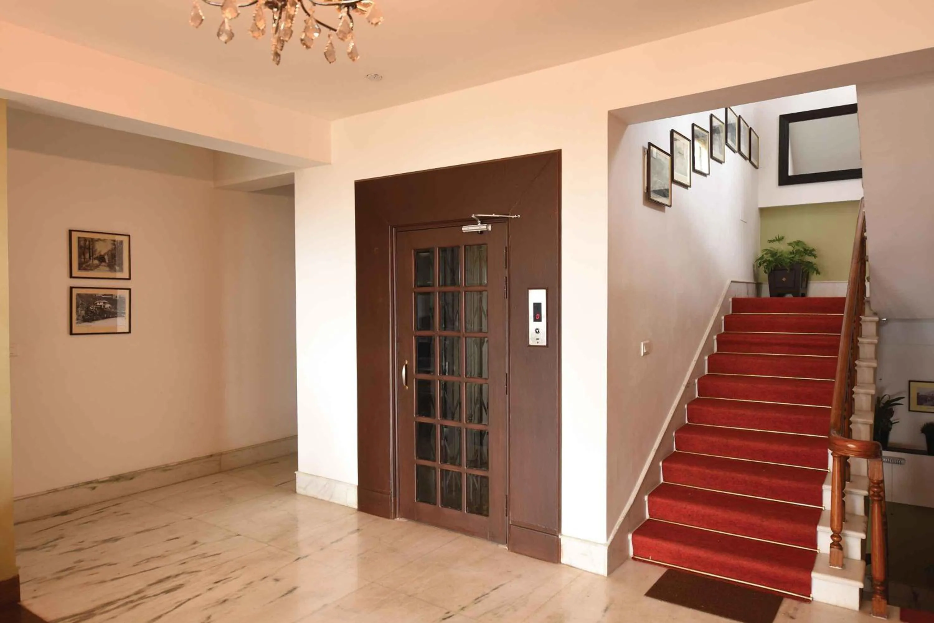 Facade/entrance in Sourenee Tea Estate