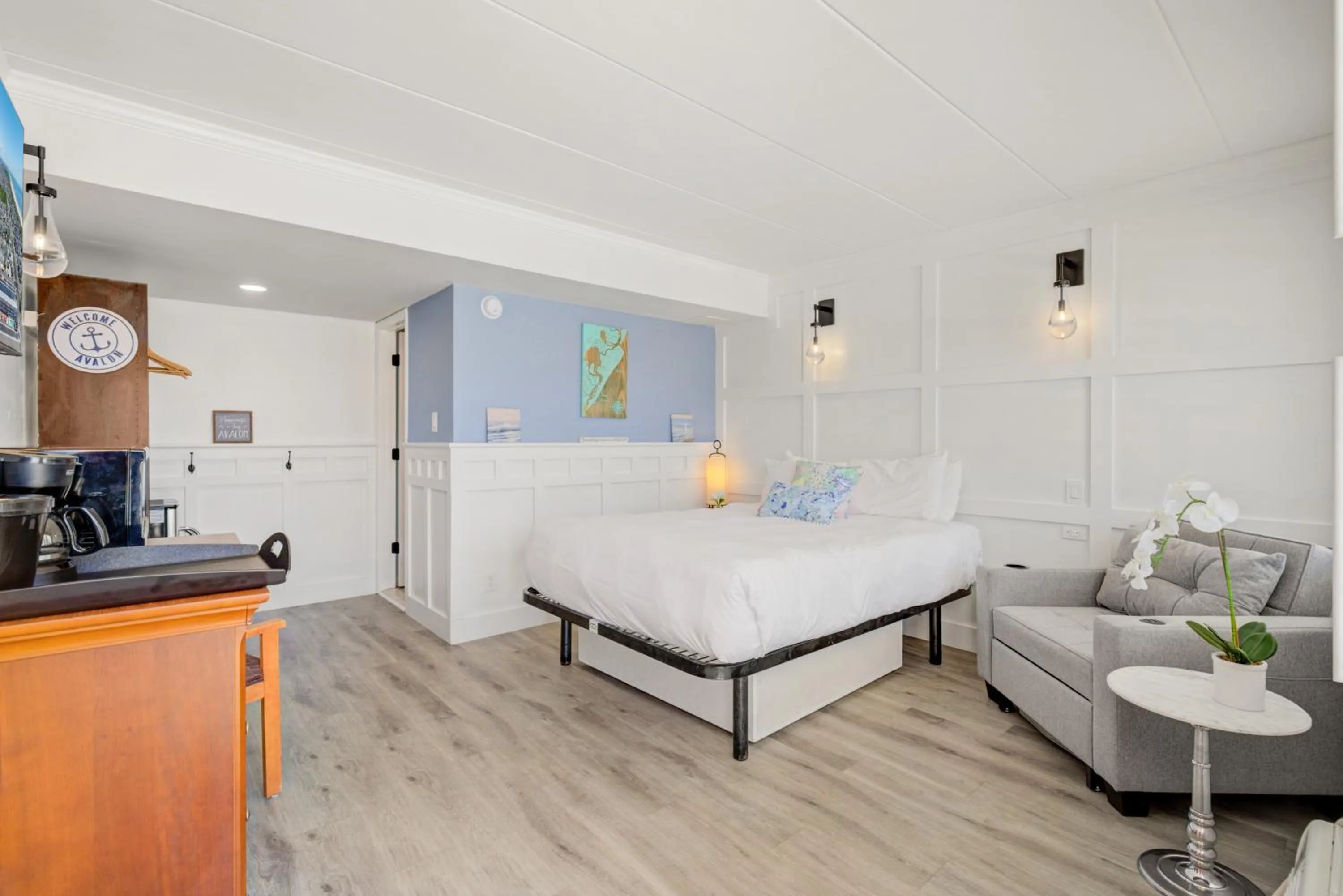 Bedroom, Bed in Desert Sand Resort