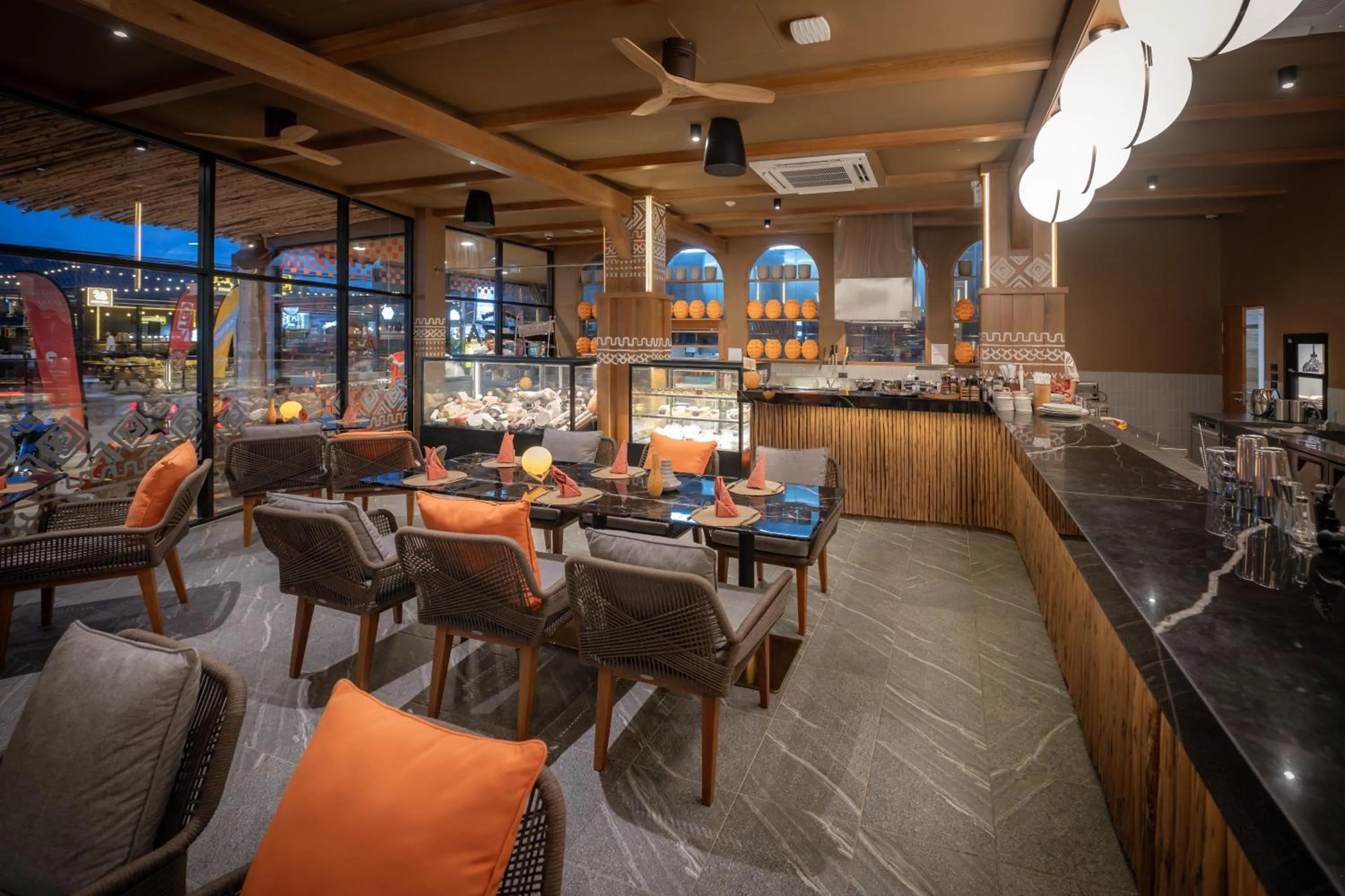 Restaurant/places to eat in 79 Beach Club and Resort Samui